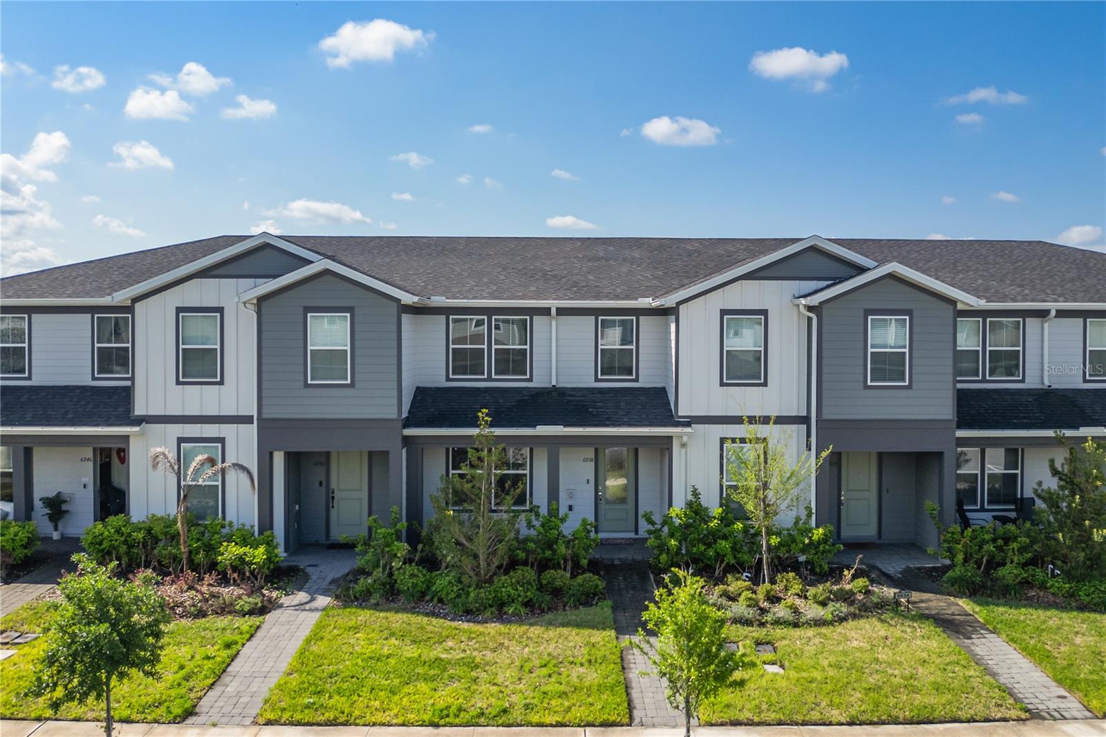 6938 REVERIE PARK AVE