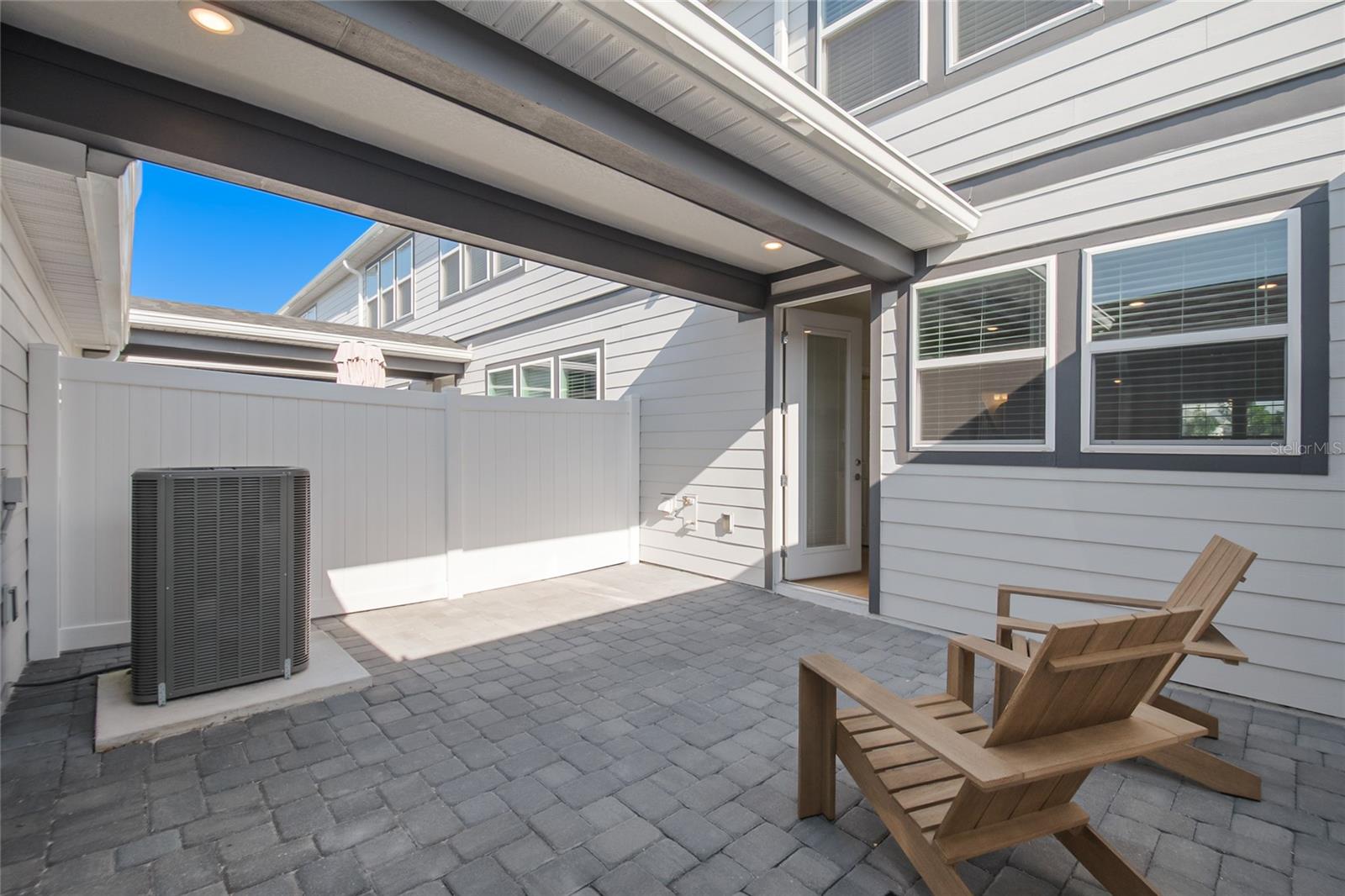 6938 REVERIE PARK AVE