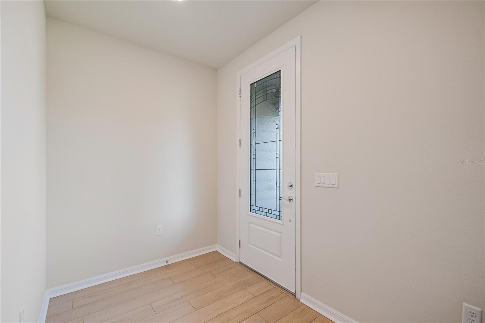 6938 REVERIE PARK AVE