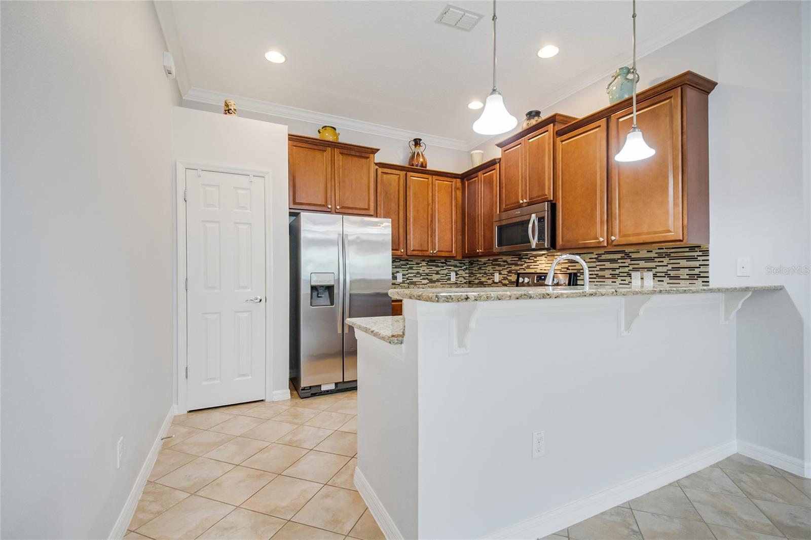 12126 TRIPLETAIL LN