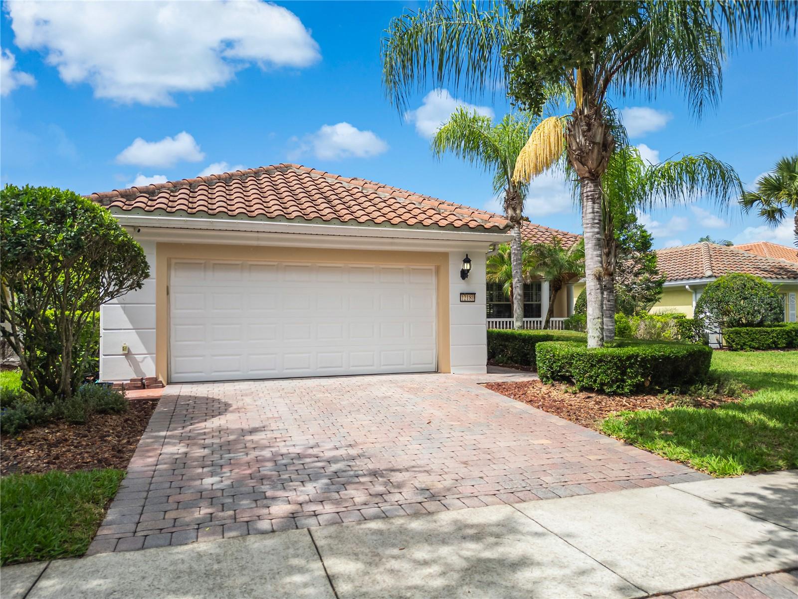 12180 OBELIA LN