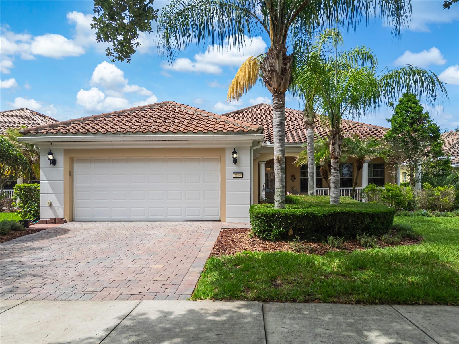 12180 OBELIA LN