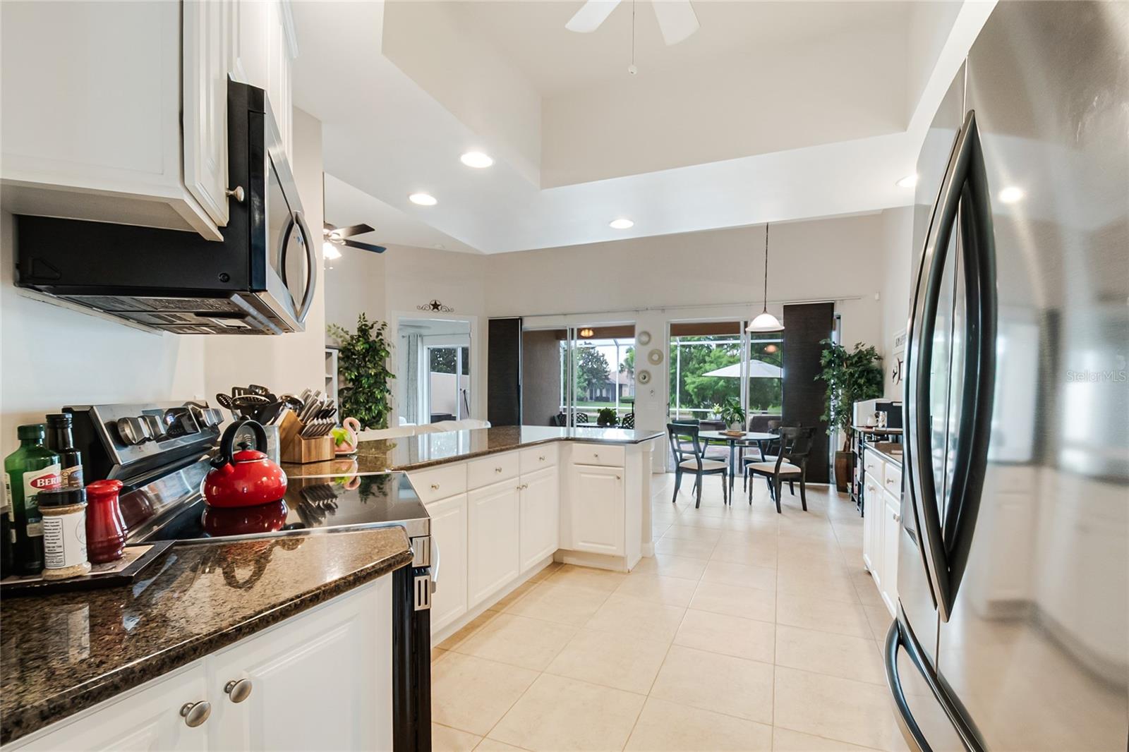 12180 OBELIA LN