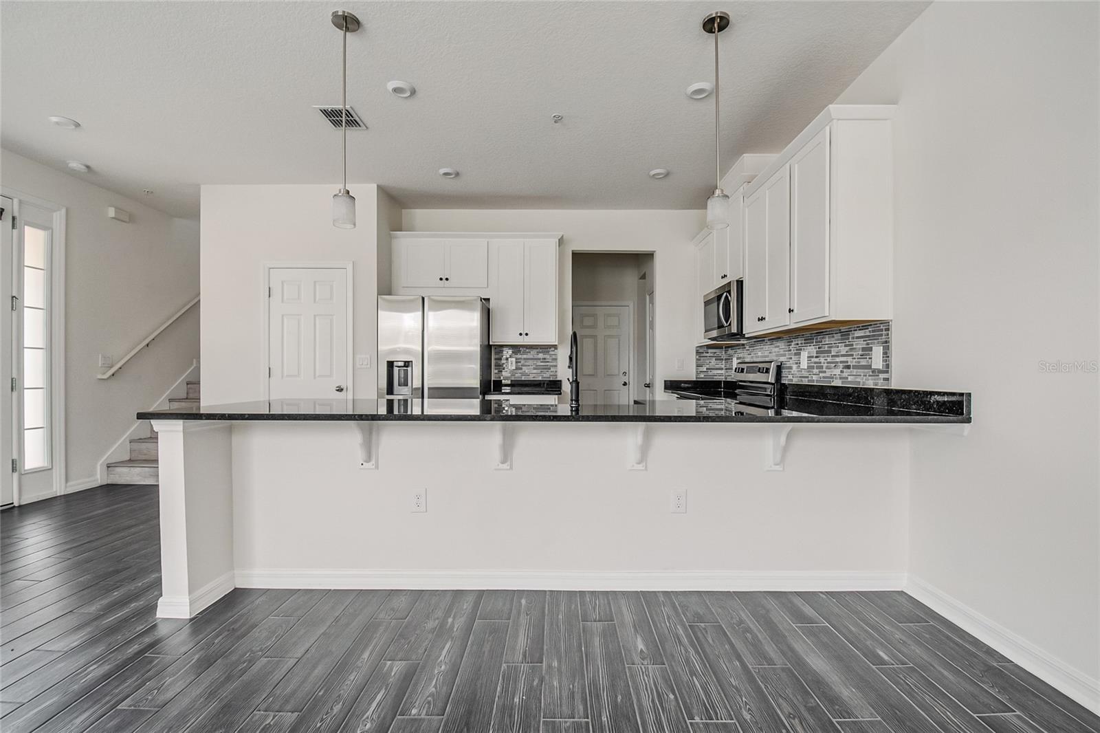 9586 POPLAR RIDGE AVE