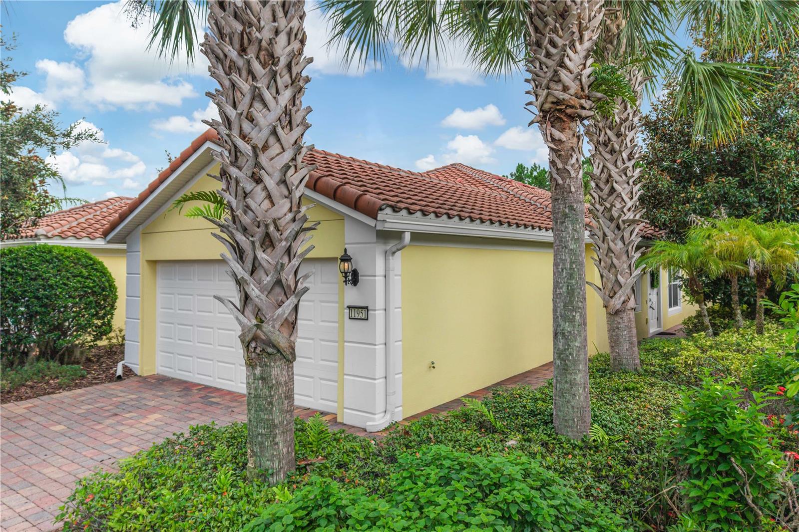 11951 FIORE DR