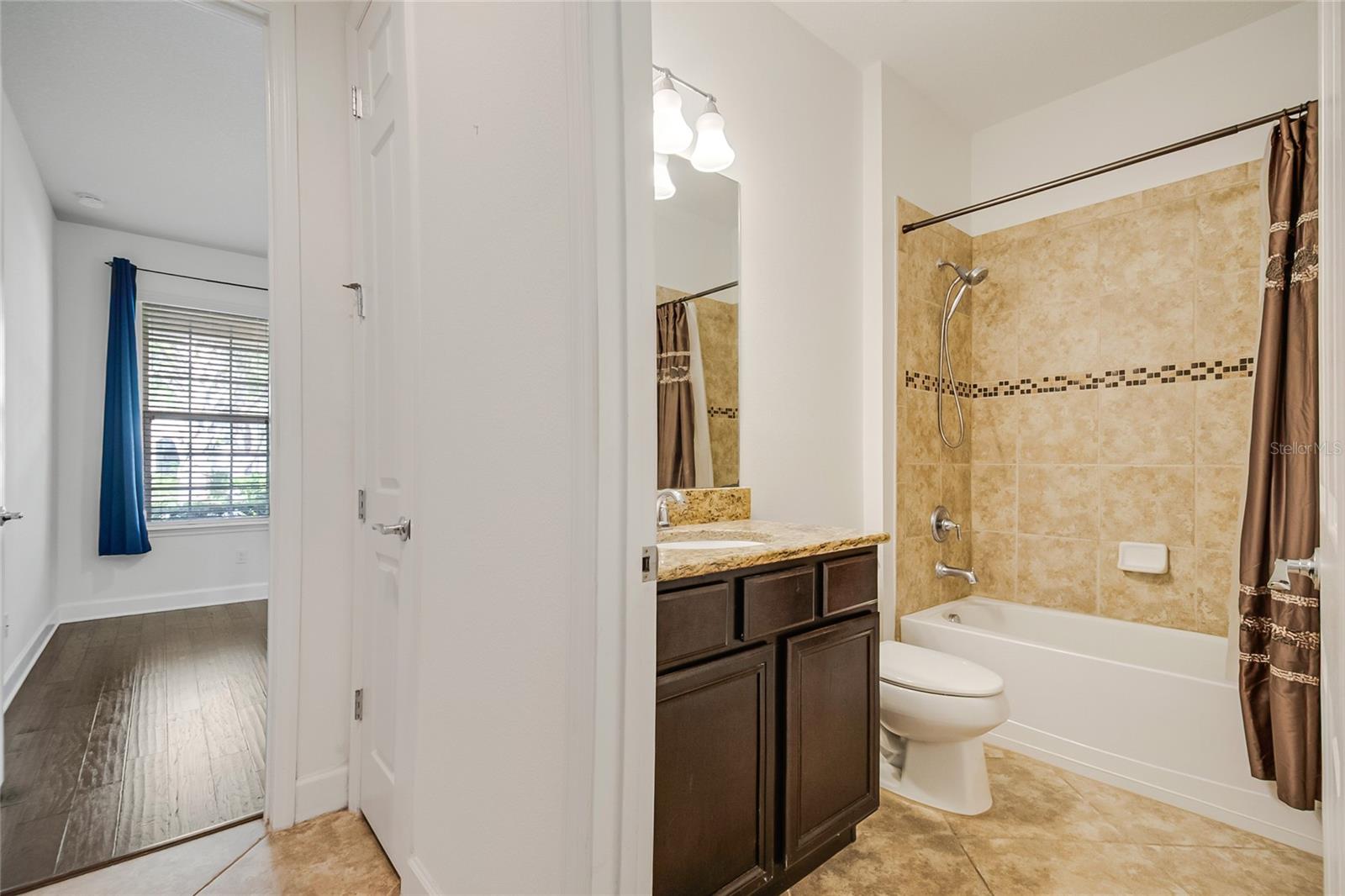 11905 AUTUMN FERN LN