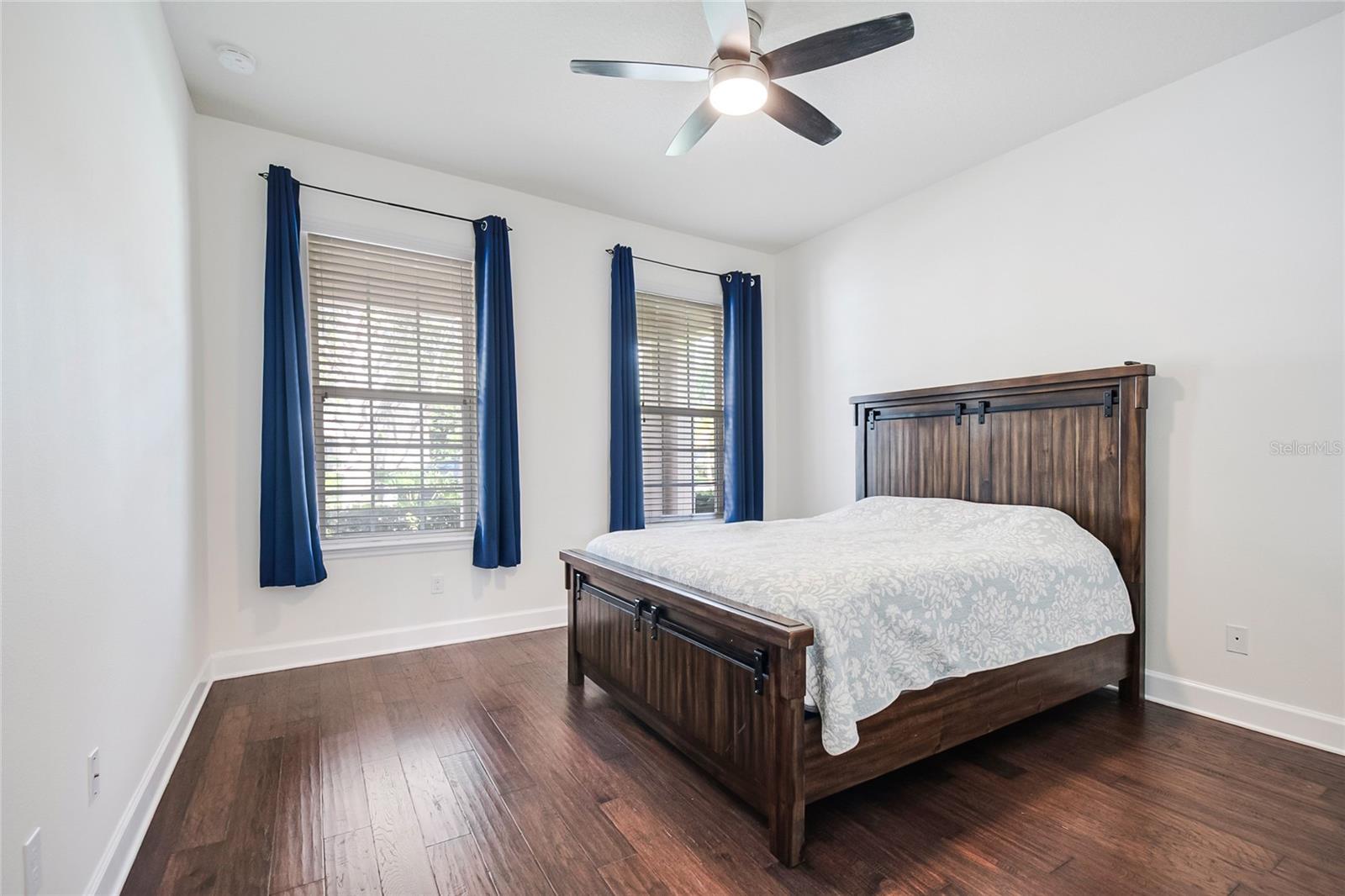 11905 AUTUMN FERN LN