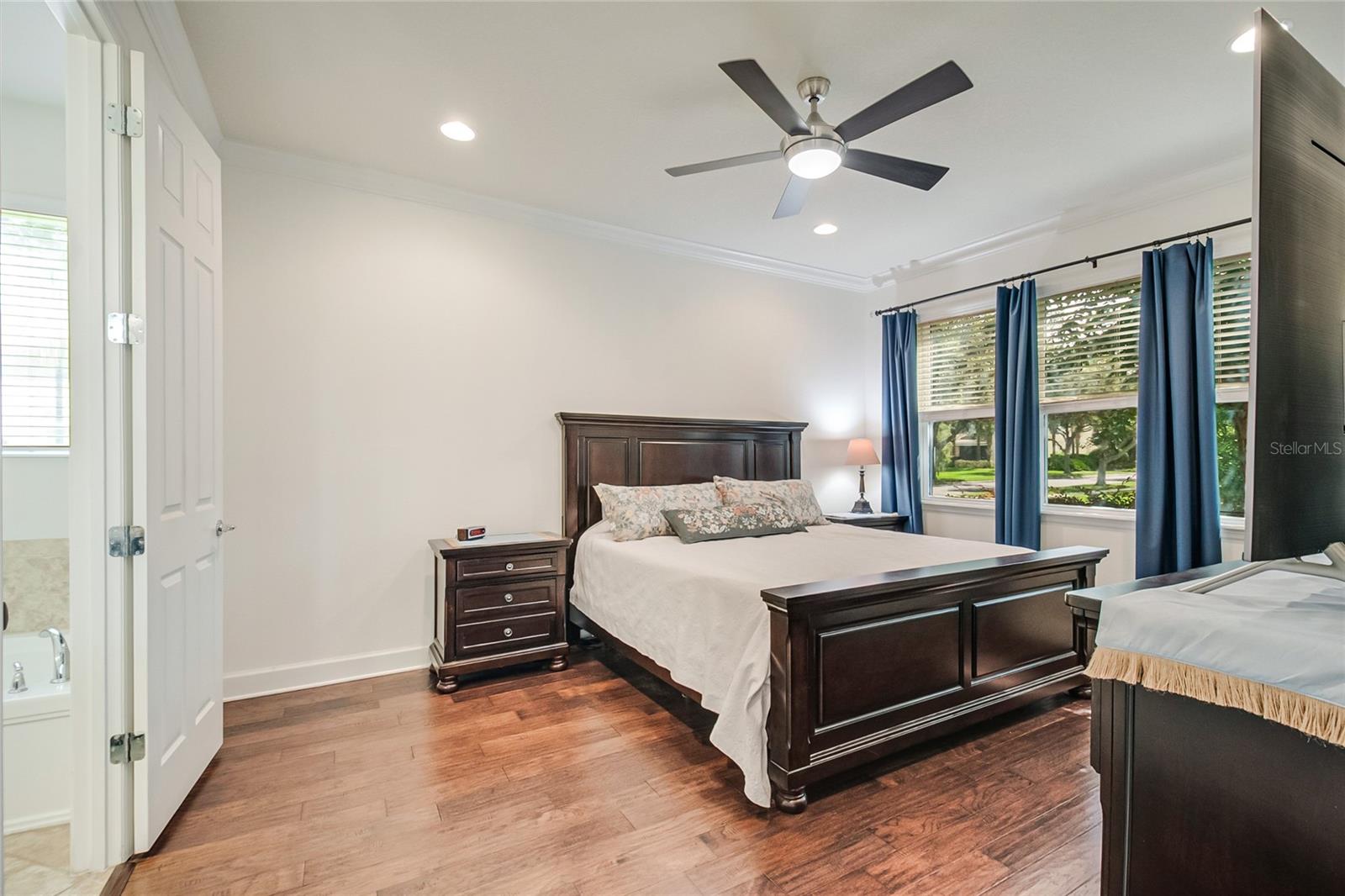 11905 AUTUMN FERN LN