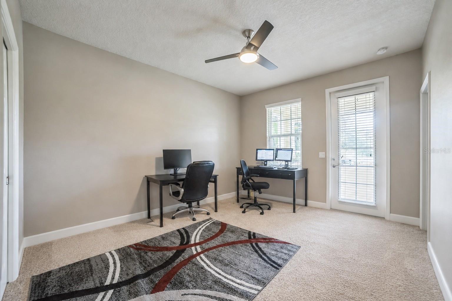 12129 BREDA LN