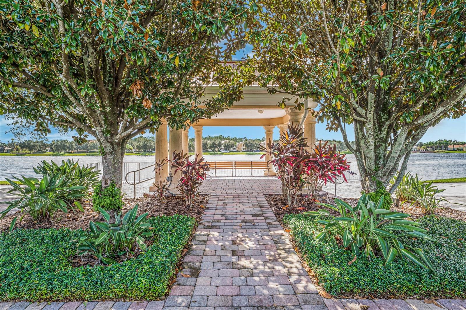 12129 BREDA LN