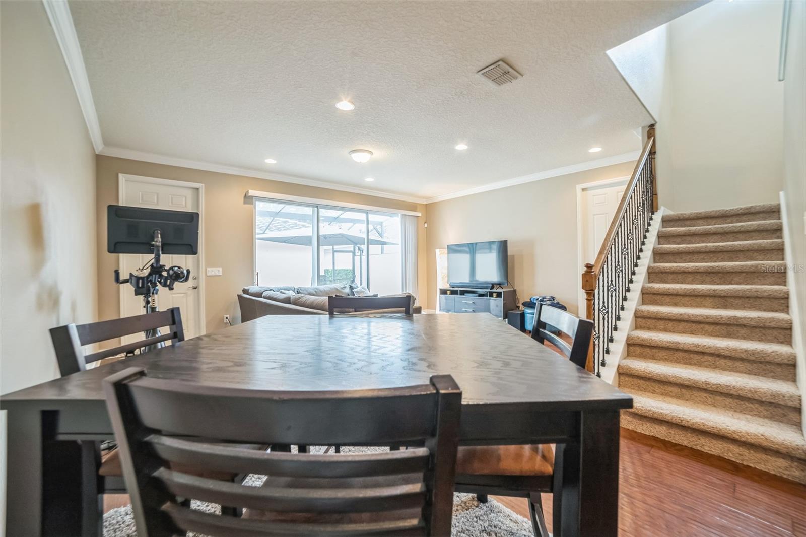 12129 BREDA LN