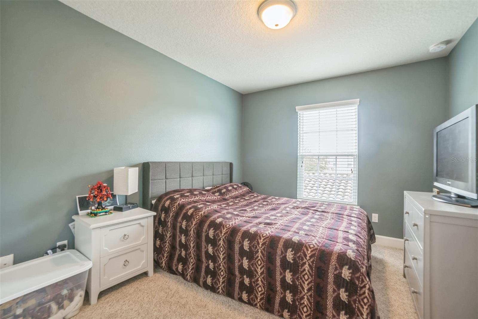 12129 BREDA LN