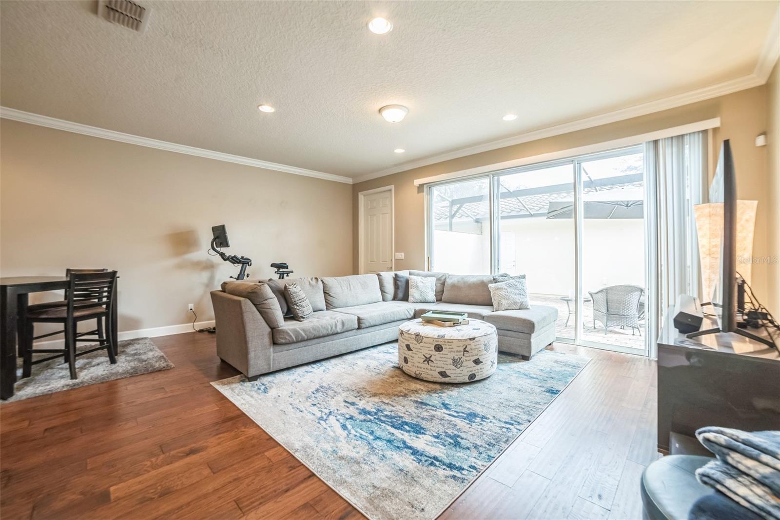 12129 BREDA LN