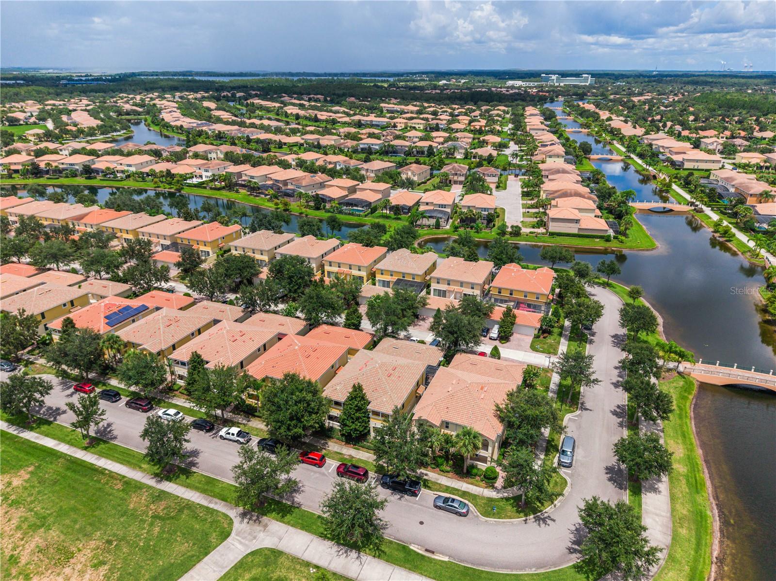 12129 BREDA LN