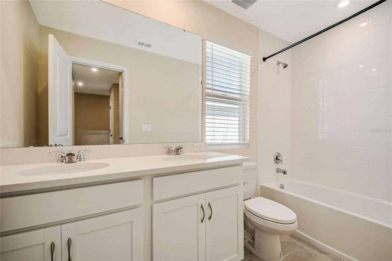 7774 CLOVE HITCH WAY