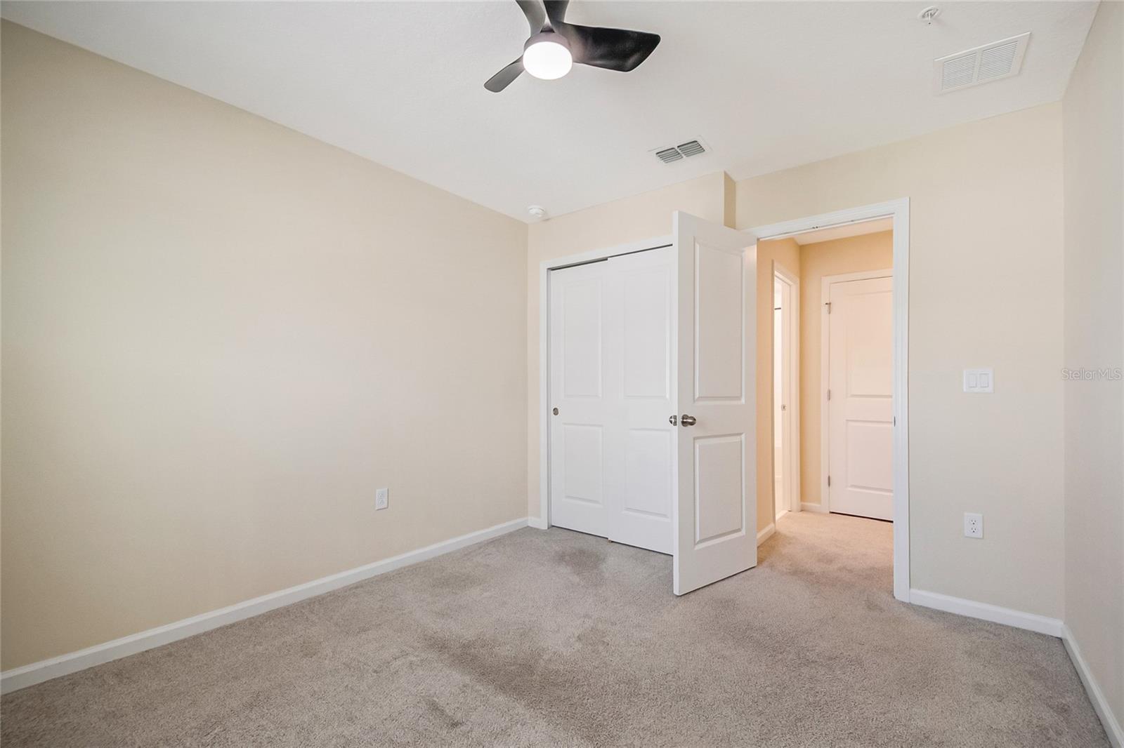 7774 CLOVE HITCH WAY