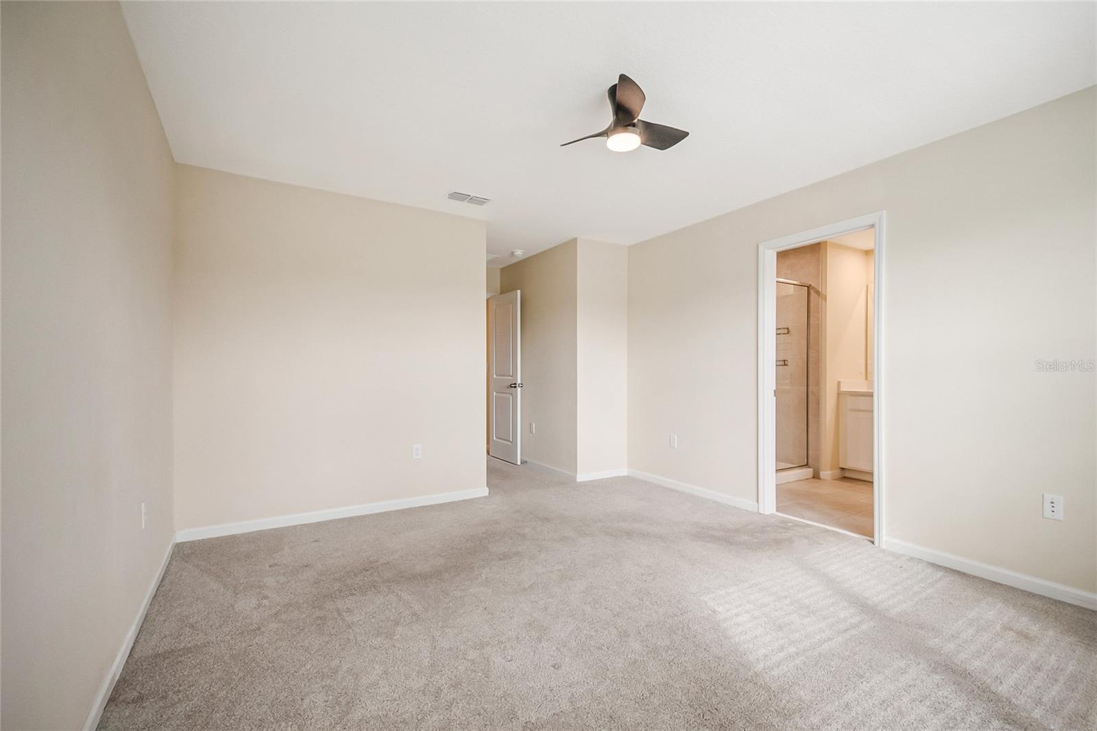 7774 CLOVE HITCH WAY