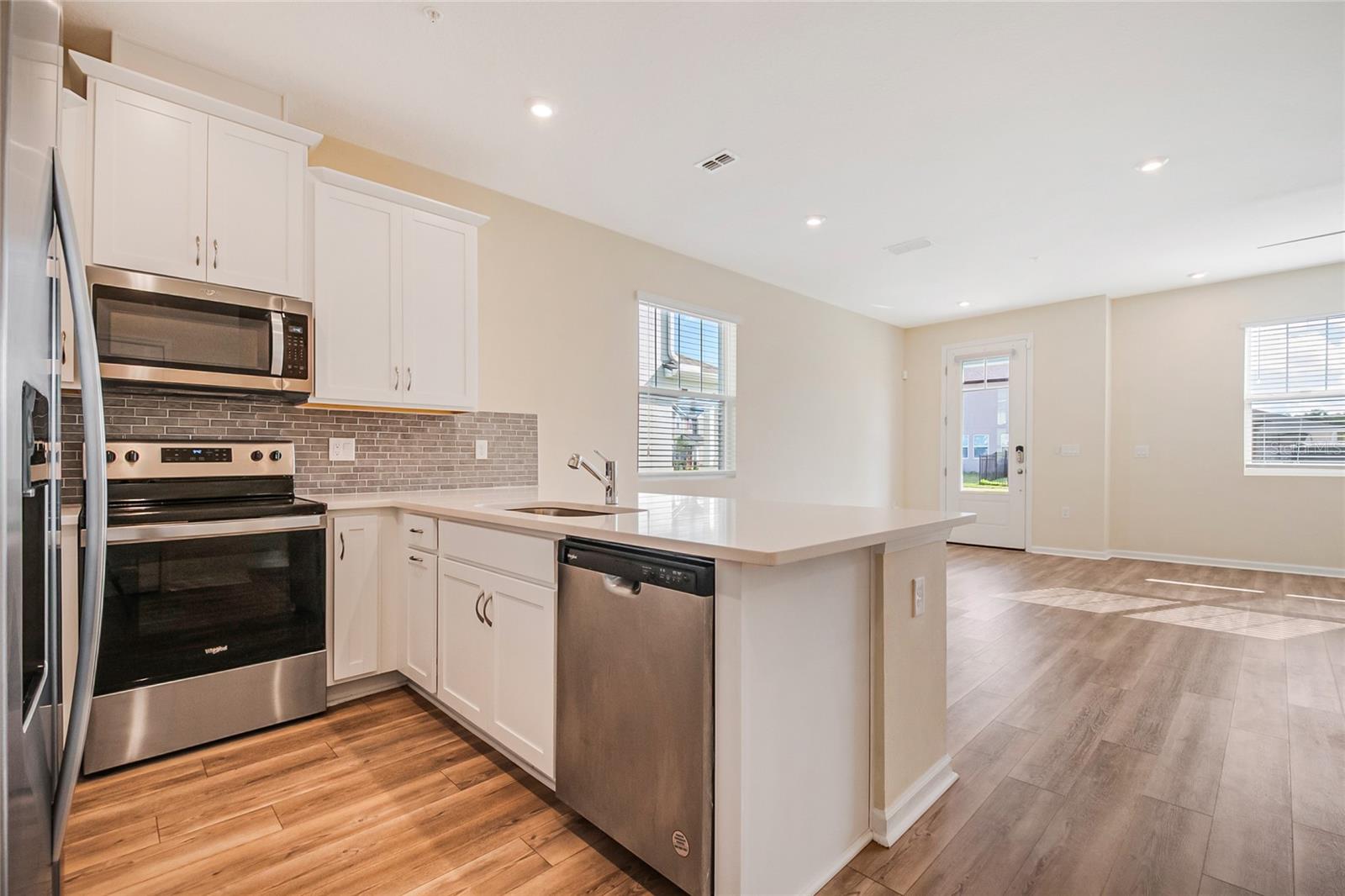 7774 CLOVE HITCH WAY