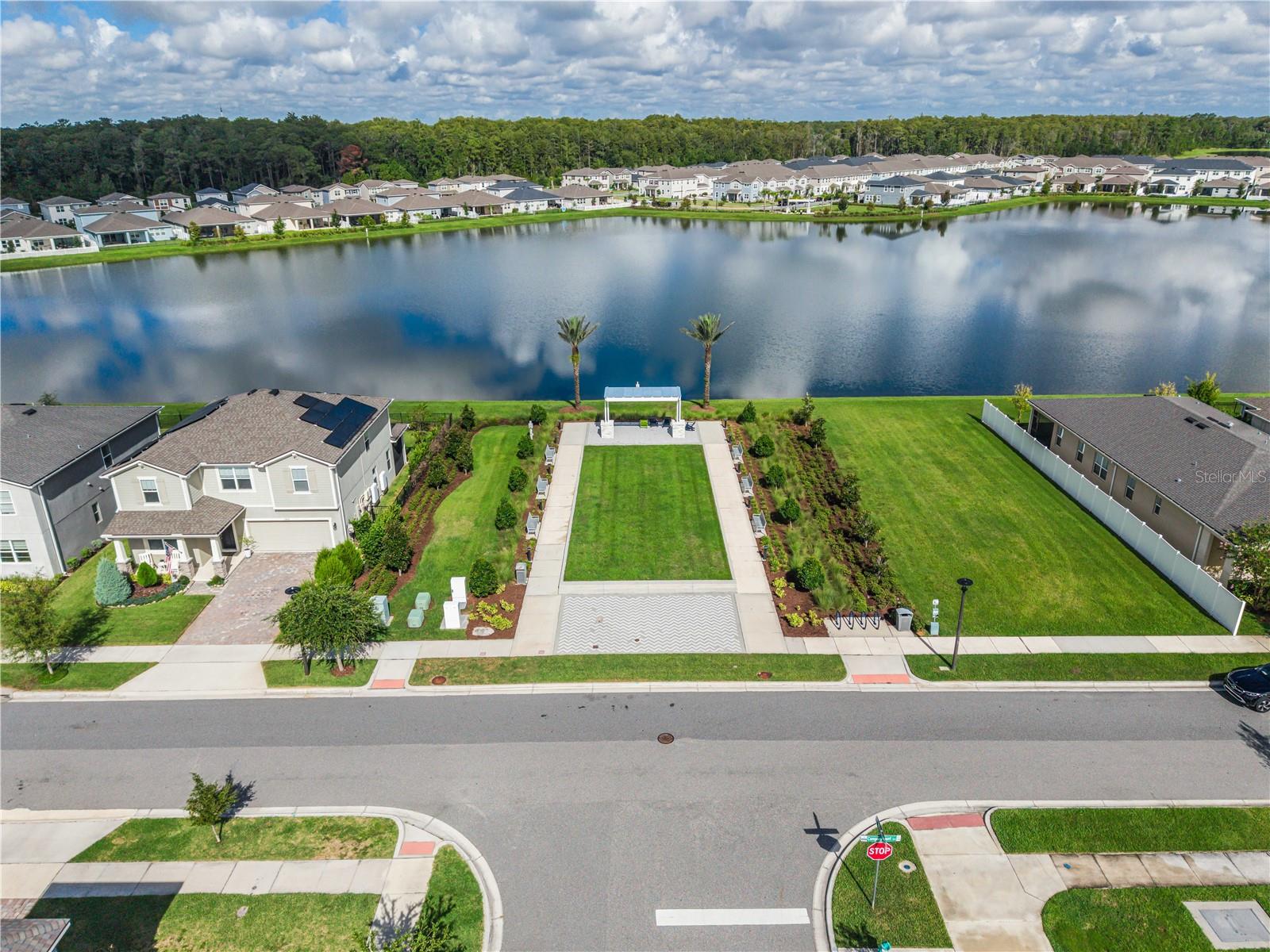 7774 CLOVE HITCH WAY
