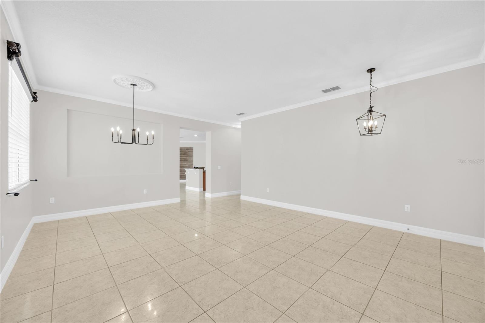 10354 STRATFORD POINTE AVE