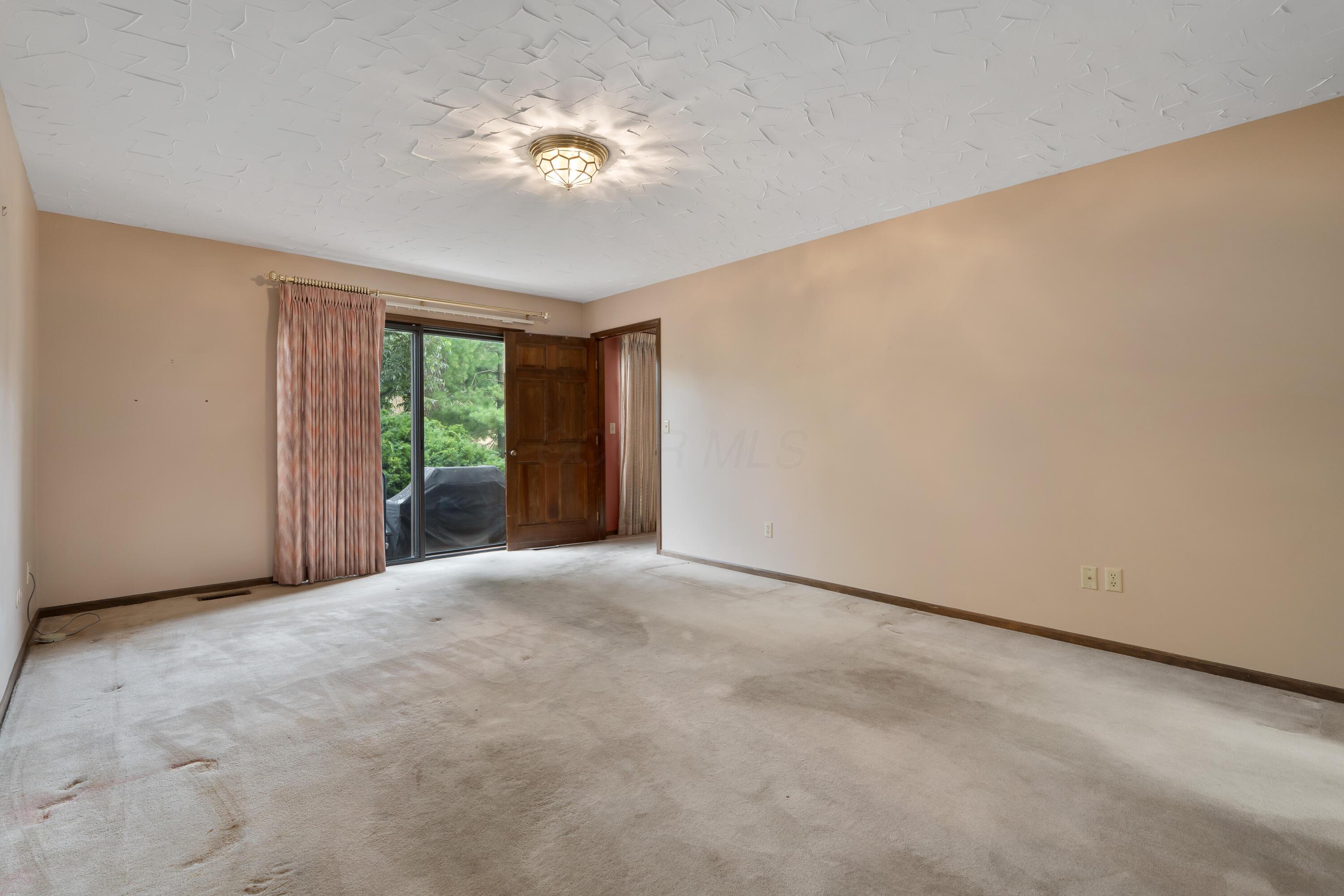 3311 Mansion Way