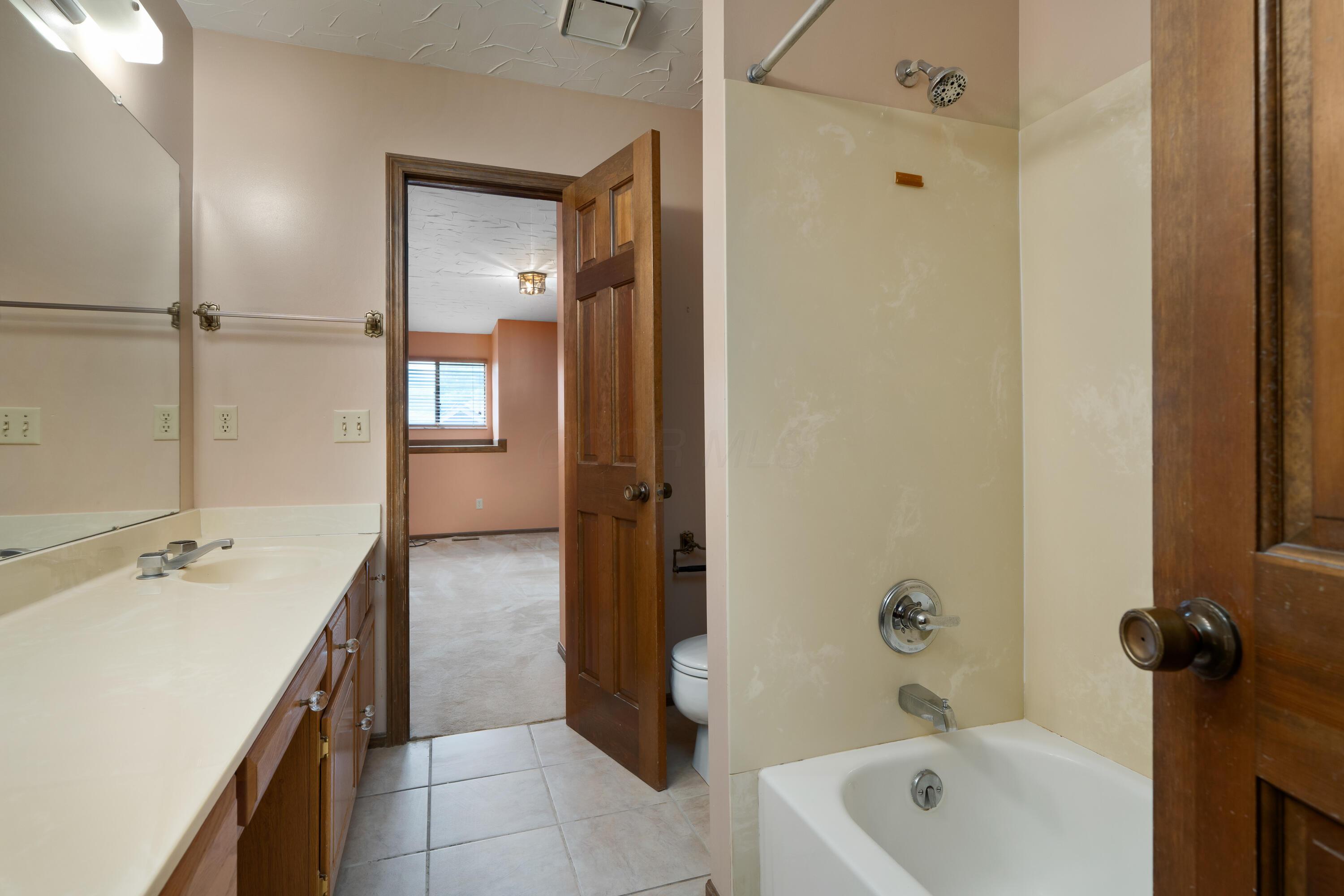 3311 Mansion Way