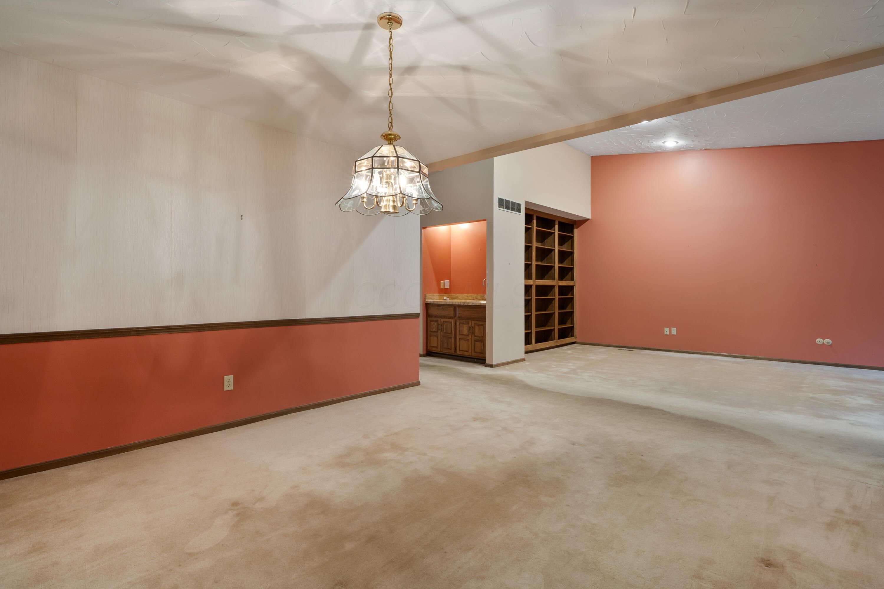 3311 Mansion Way