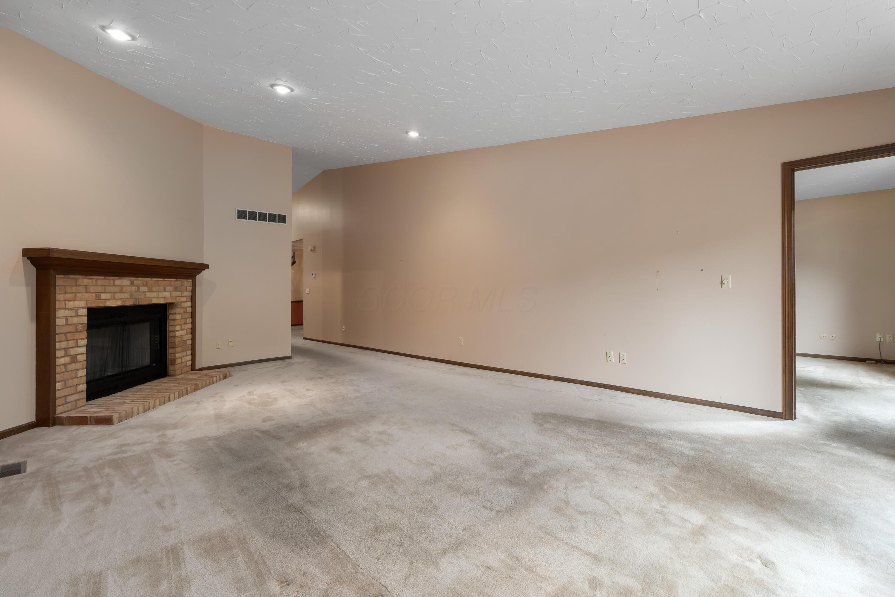 3311 Mansion Way