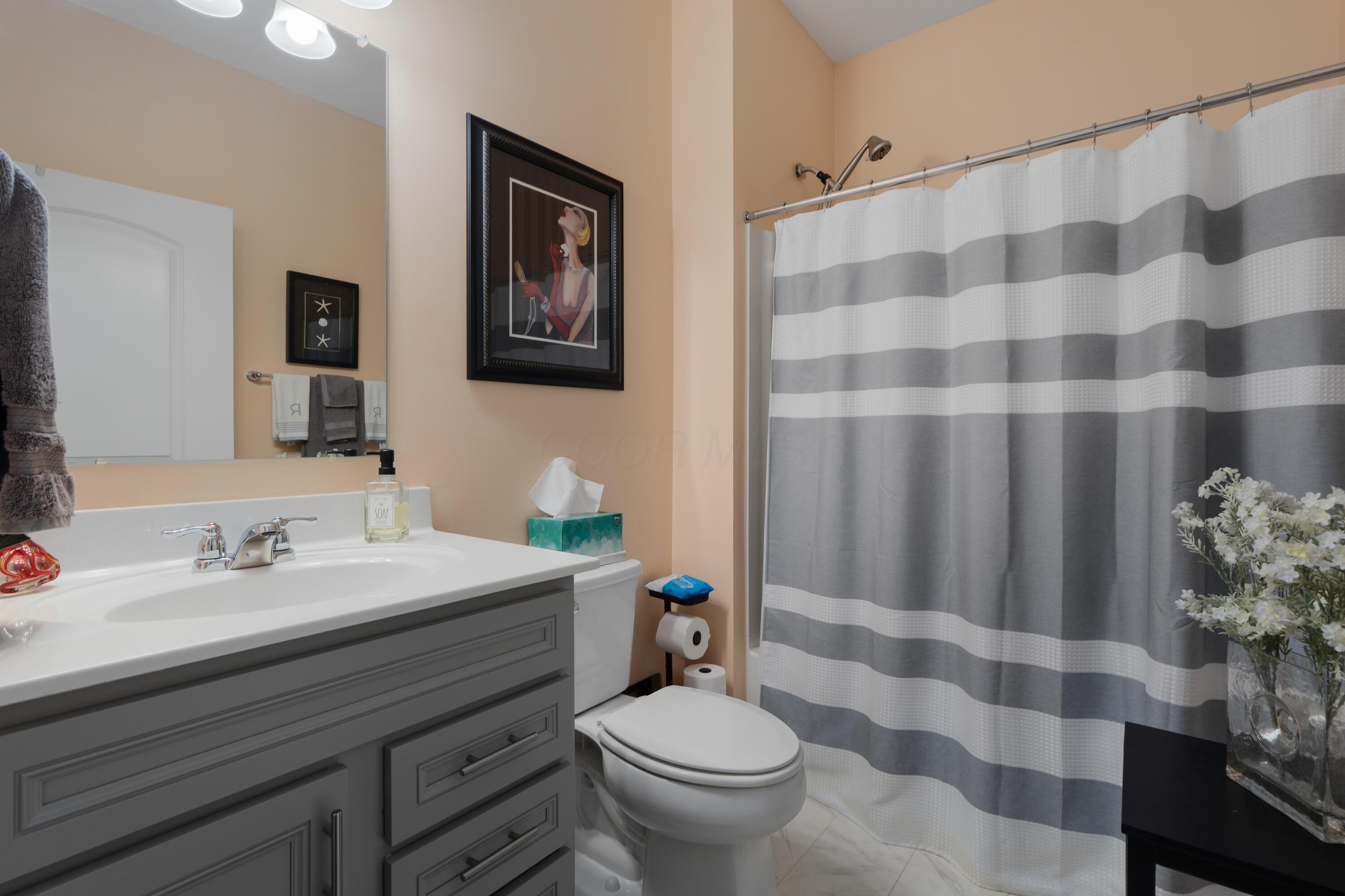 6674 Cat Singer Circle South, Hilliard