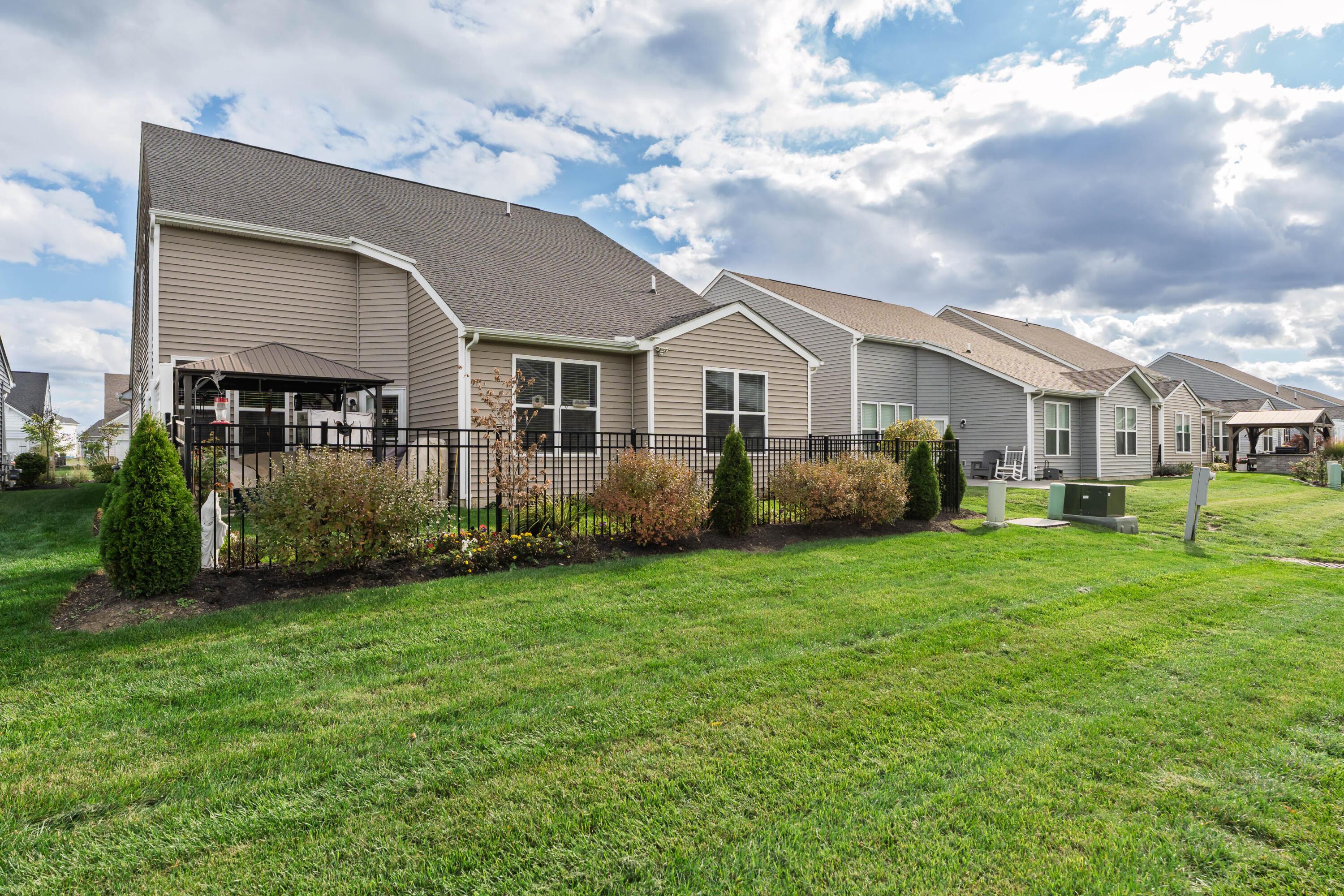 6674 Cat Singer Circle South, Hilliard