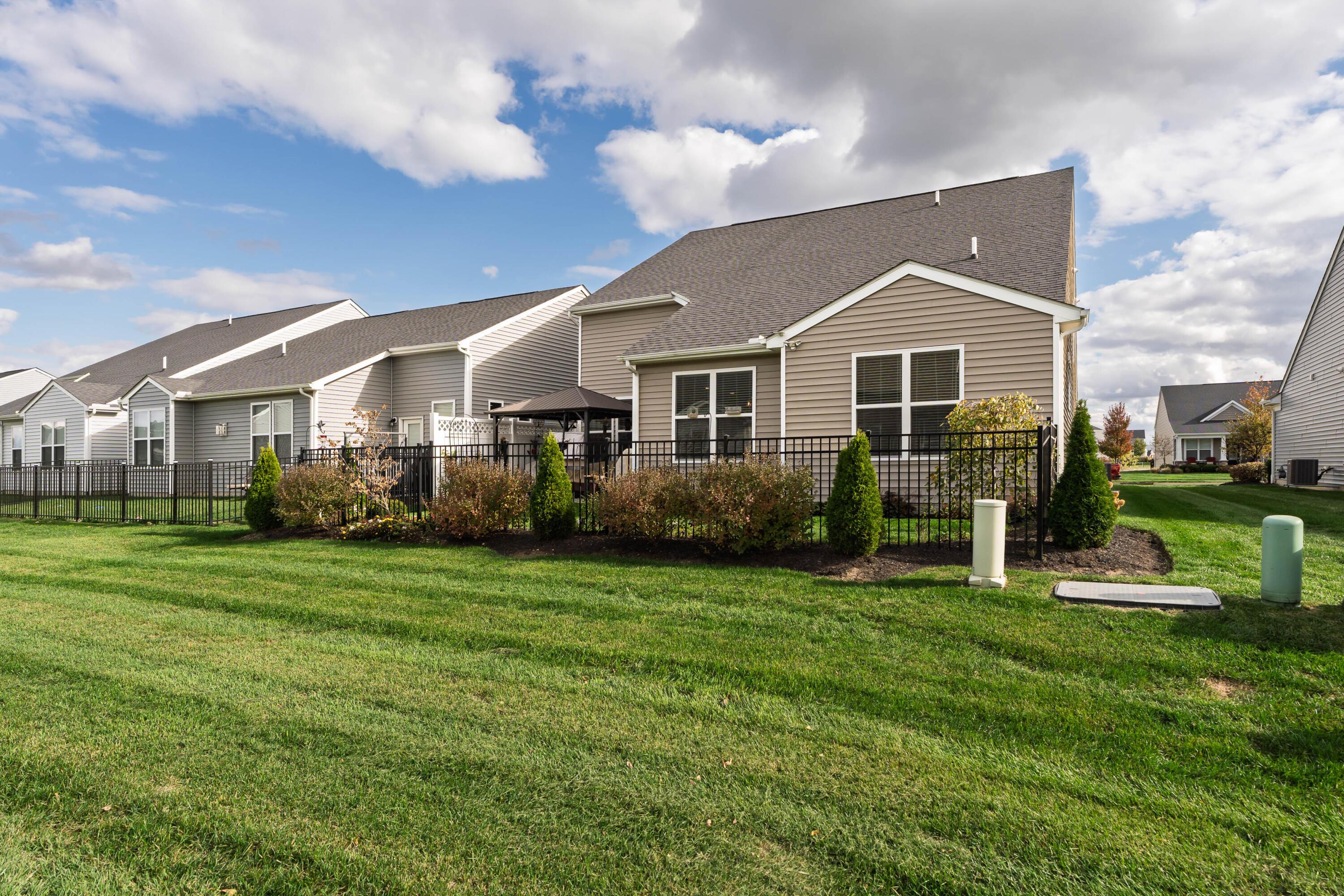 6674 Cat Singer Circle South, Hilliard