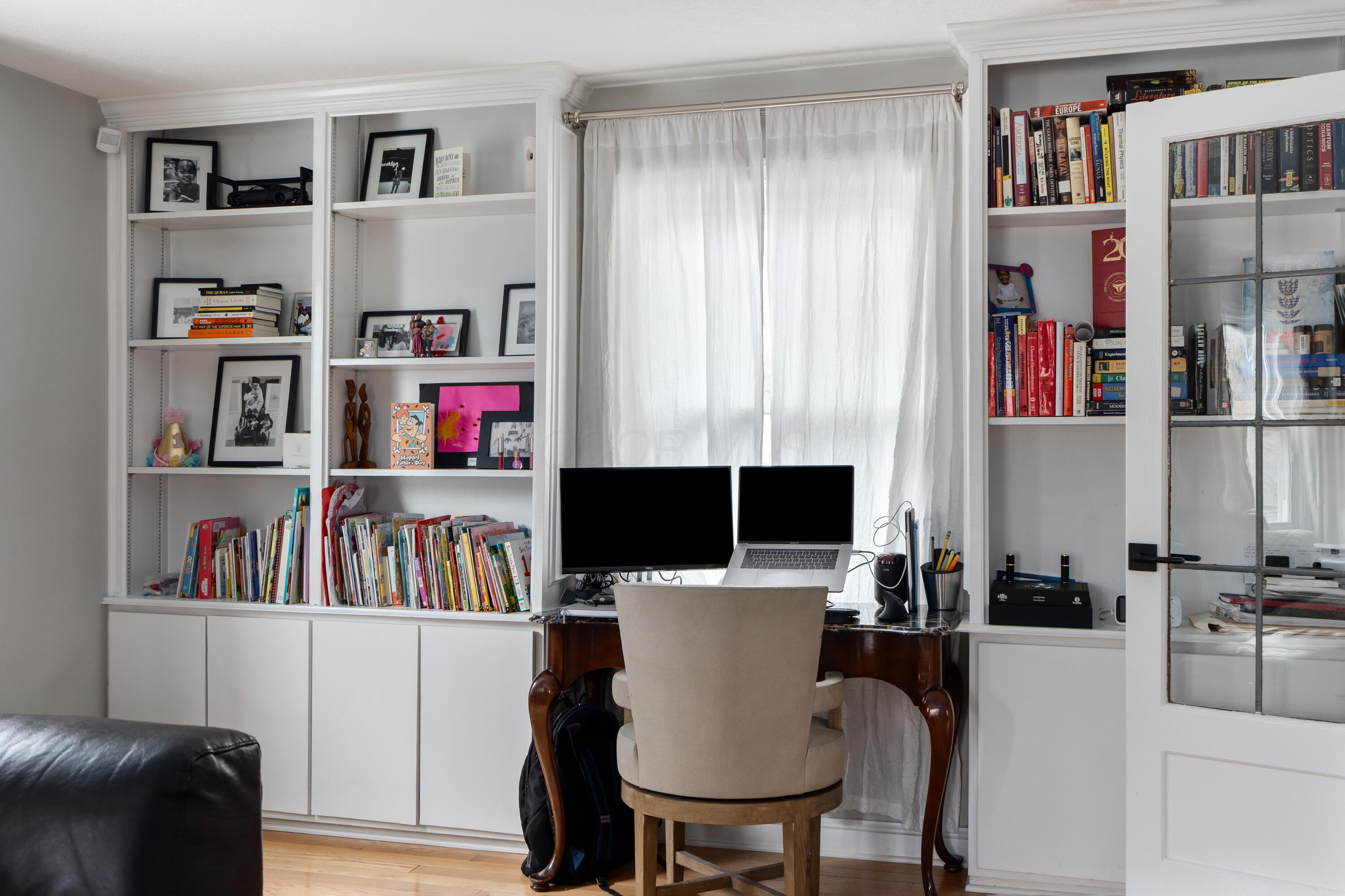 652 Eastmoor Boulevard