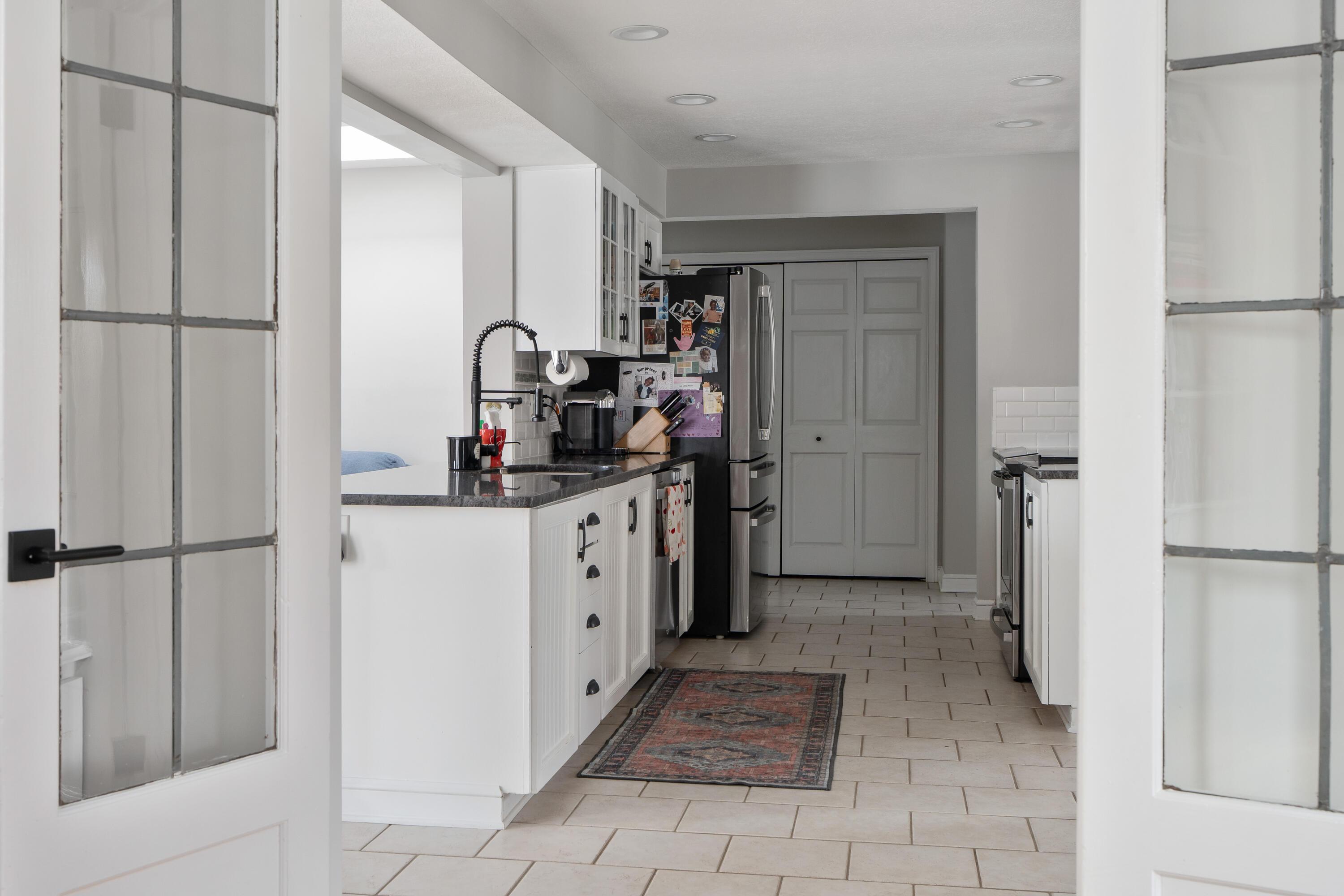 652 Eastmoor Boulevard