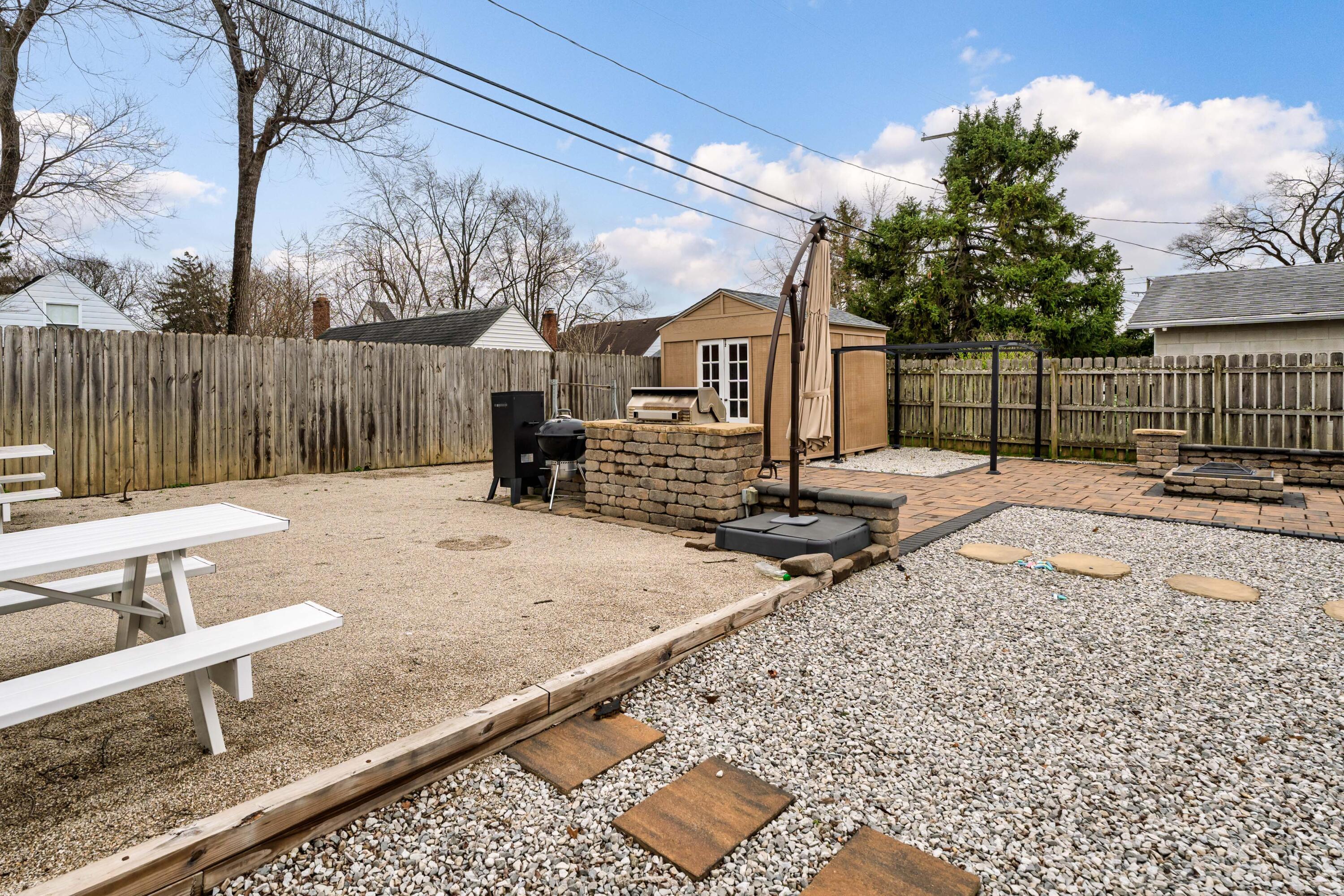 652 Eastmoor Boulevard