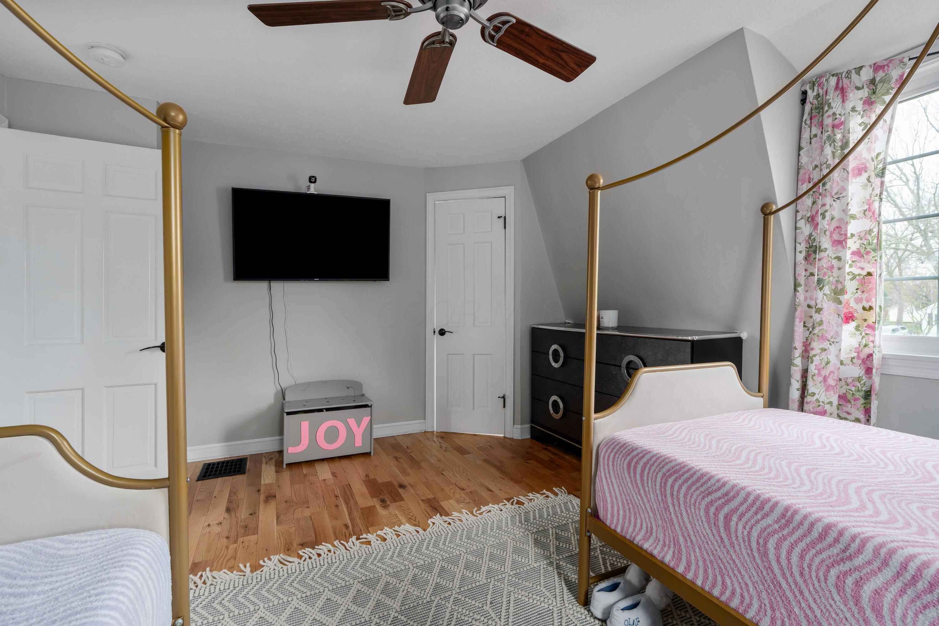 652 Eastmoor Boulevard