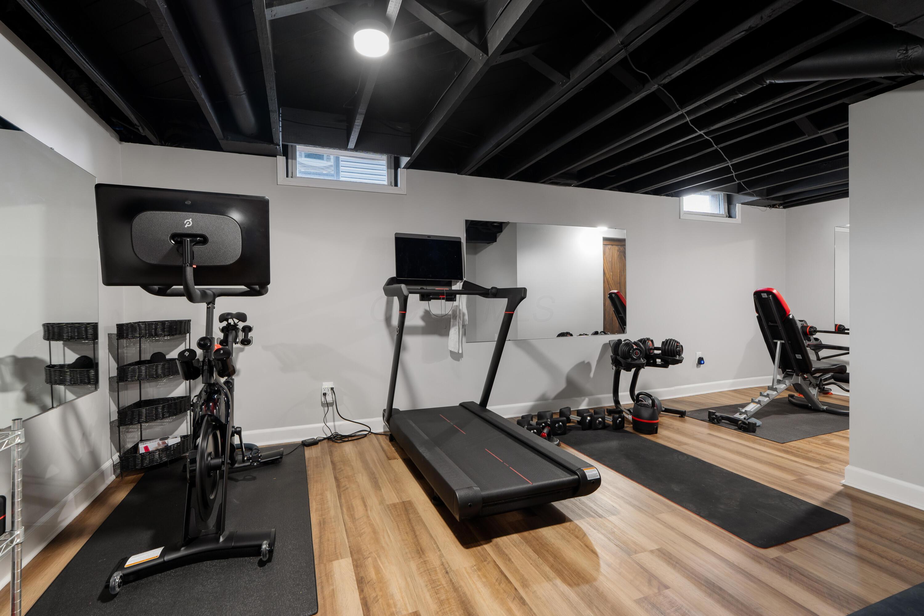 652 Eastmoor Boulevard