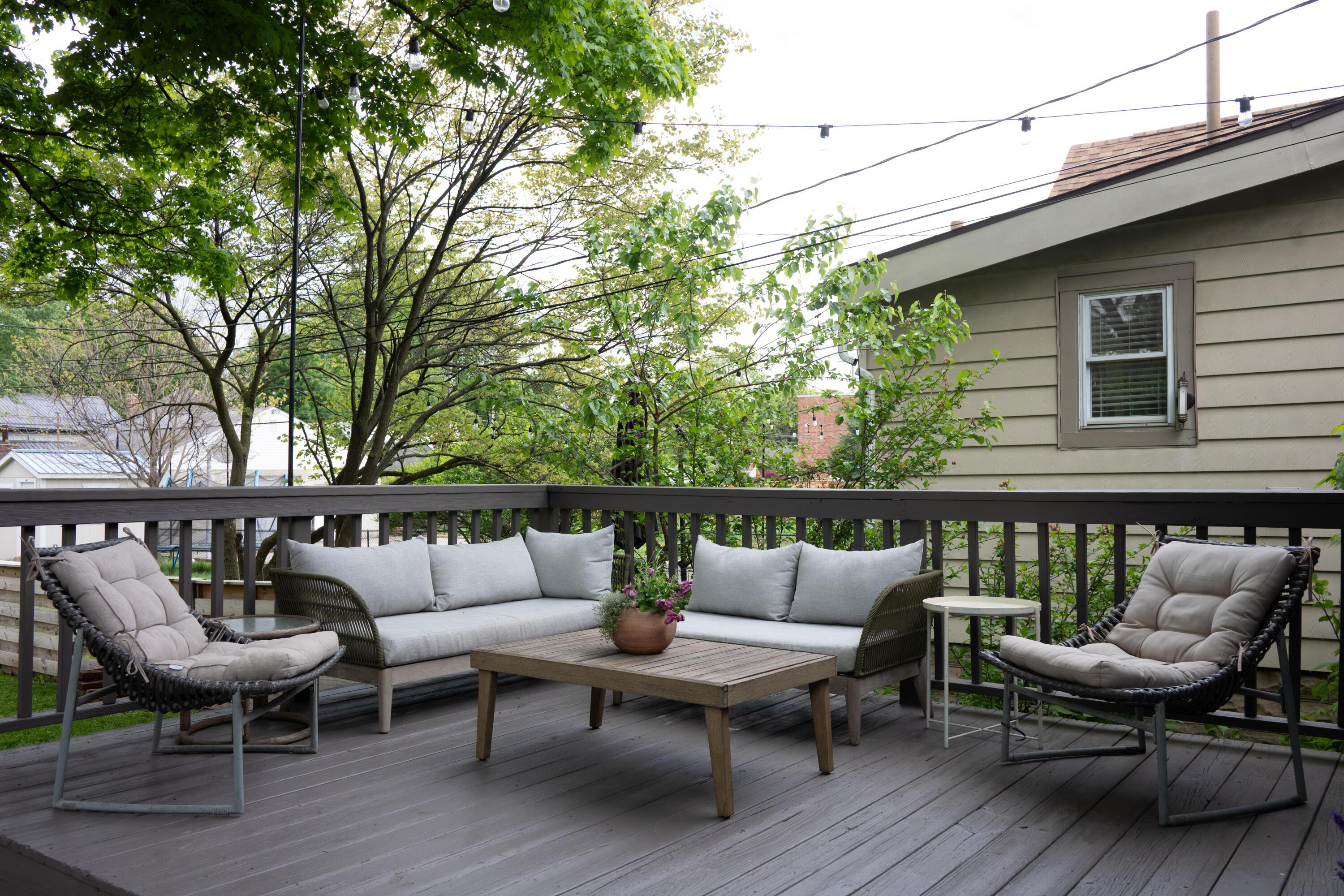 389 Thurman Avenue