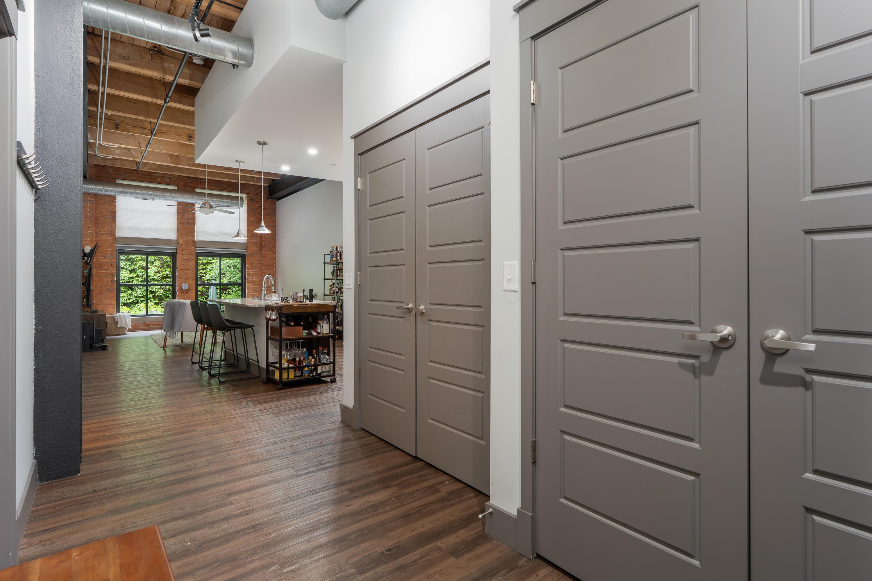 570 S Front Street, 114