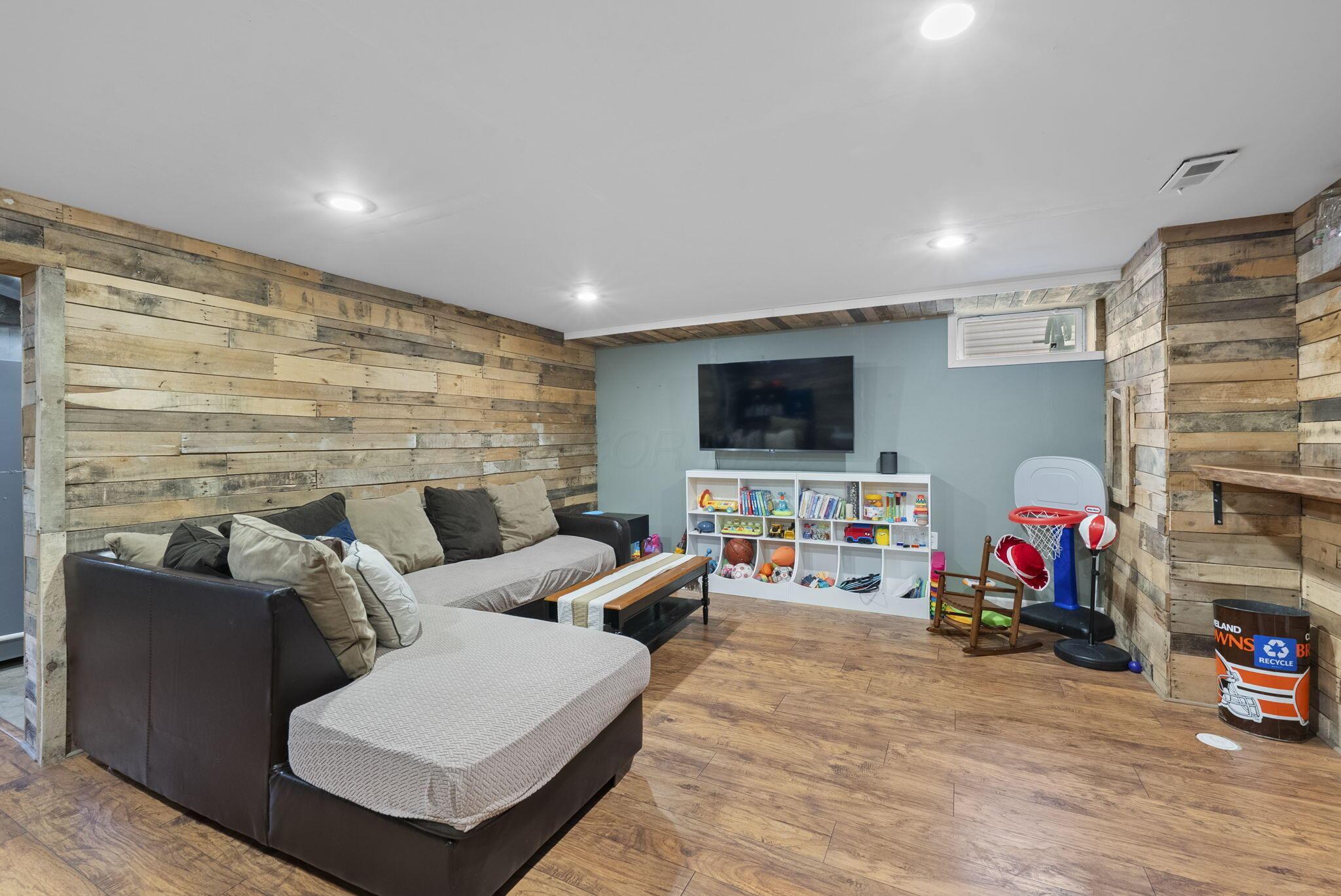 5264 Windflower Court