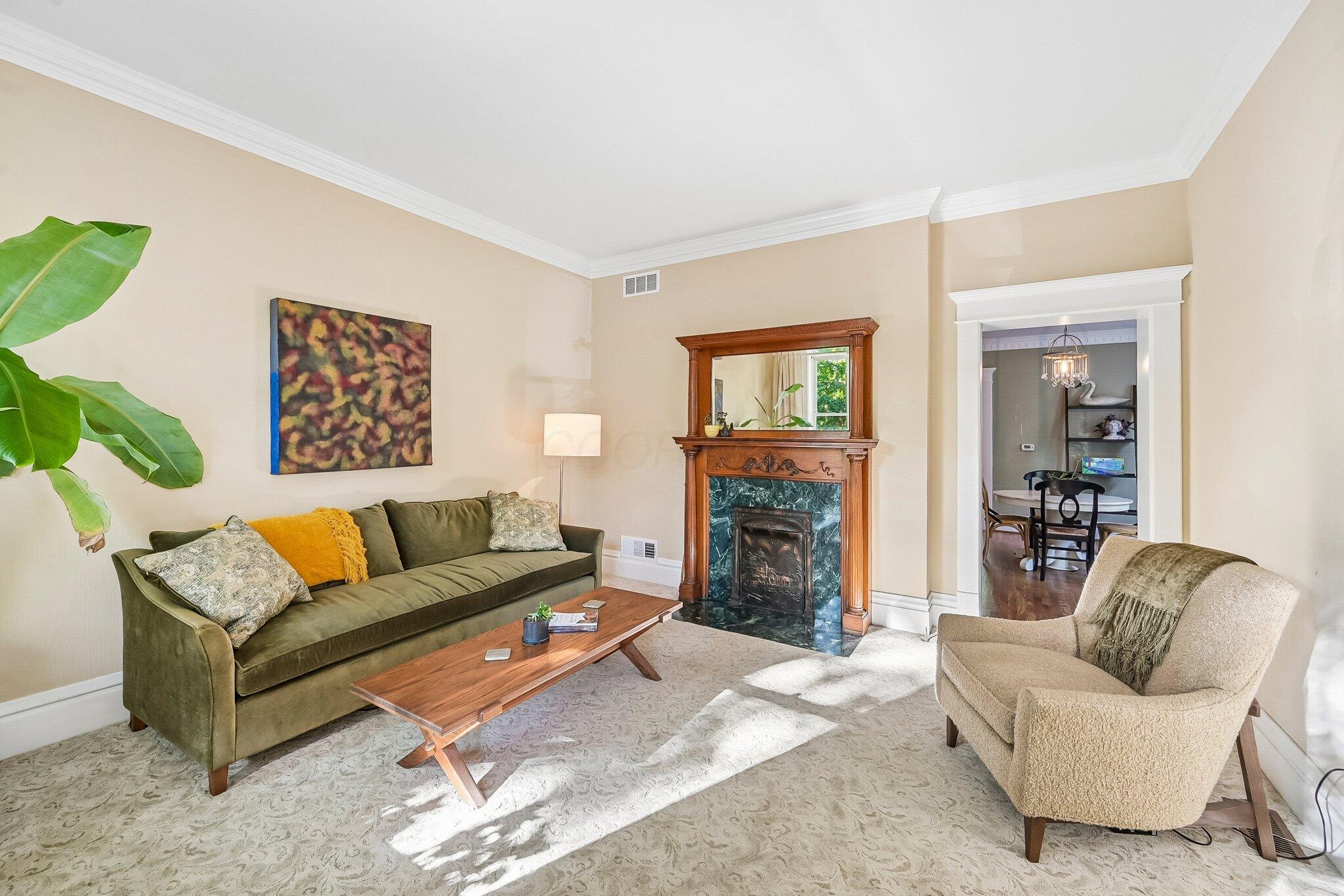 925 City Park Avenue