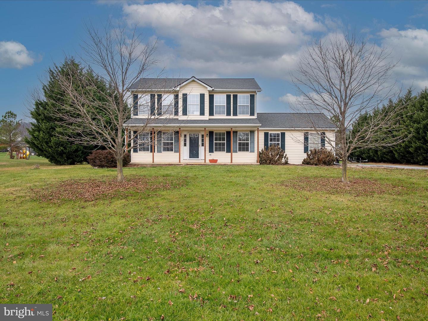157 Riviera Dr