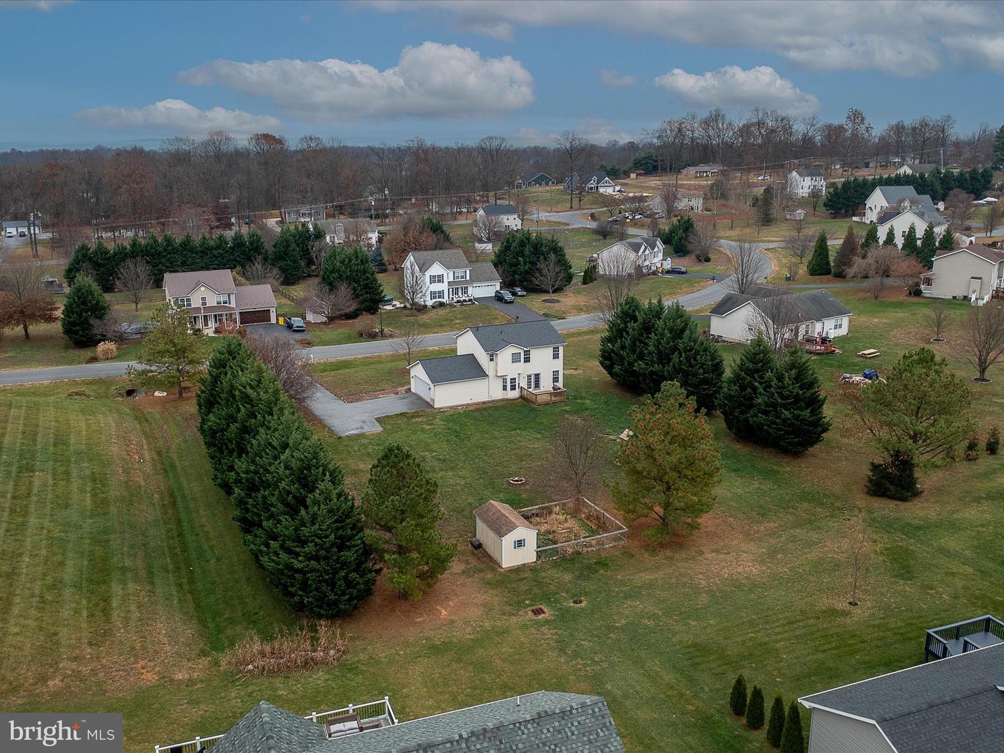 157 Riviera Dr