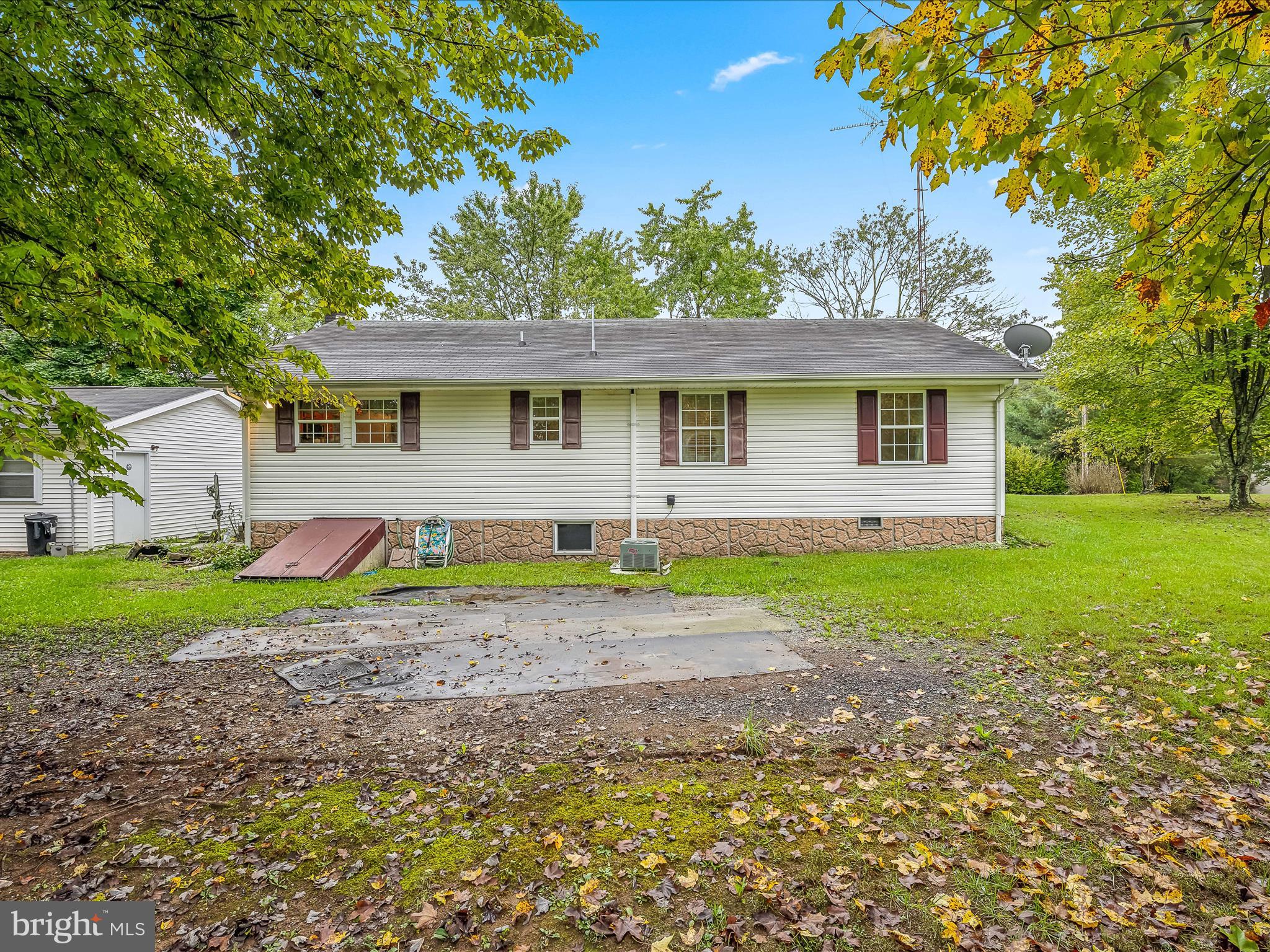 295 Rustic Tavern Rd