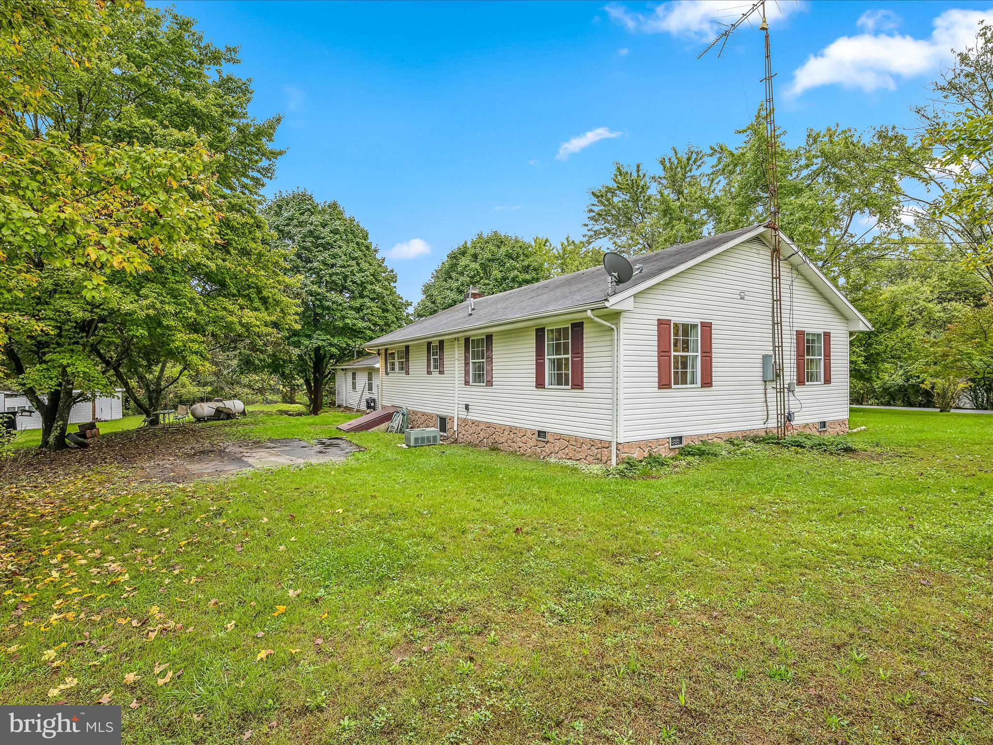295 Rustic Tavern Rd