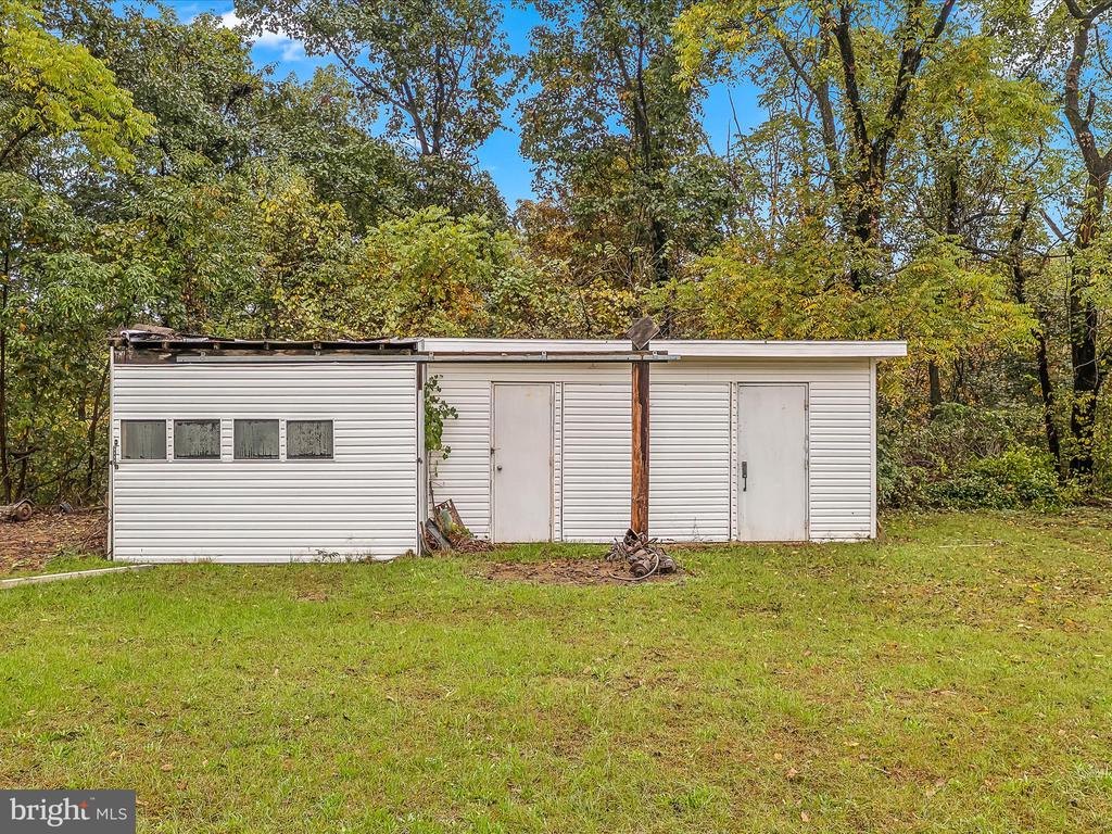 295 Rustic Tavern Rd