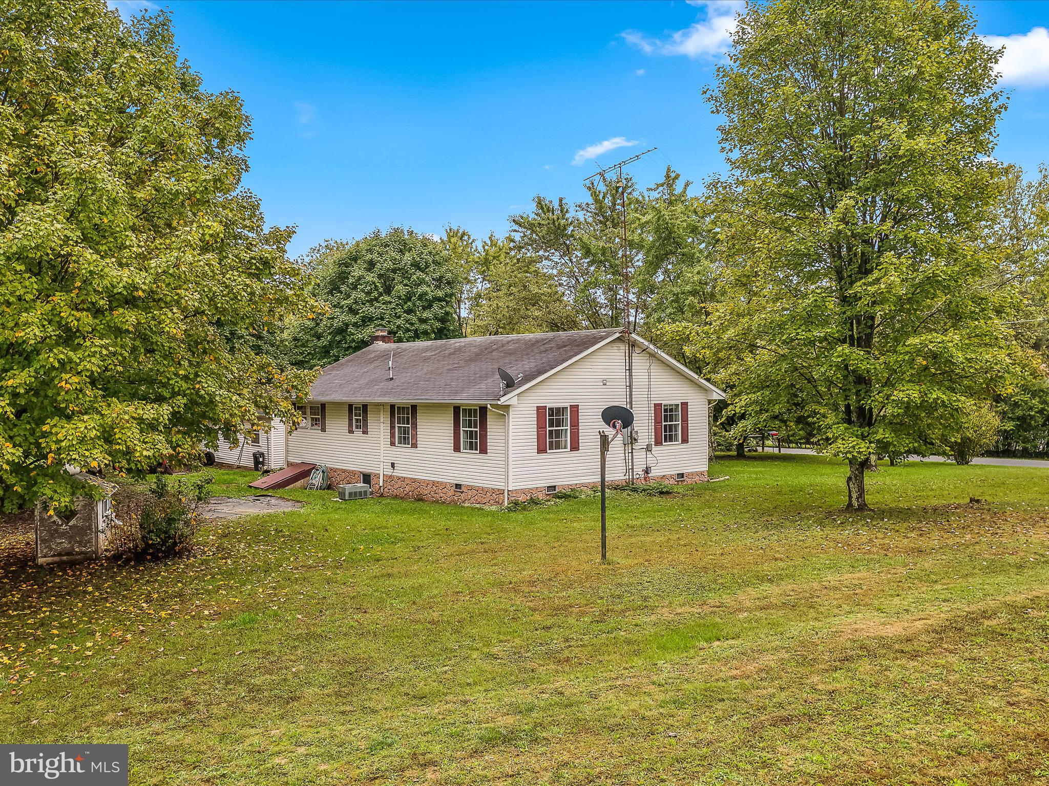 295 Rustic Tavern Rd