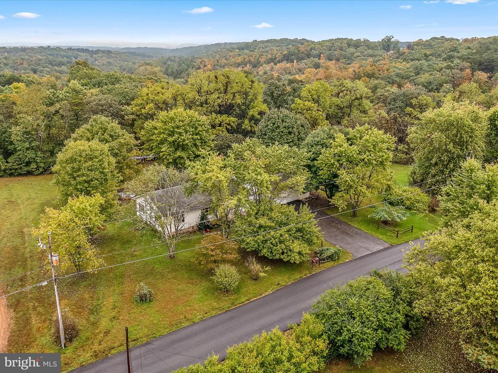 295 Rustic Tavern Rd