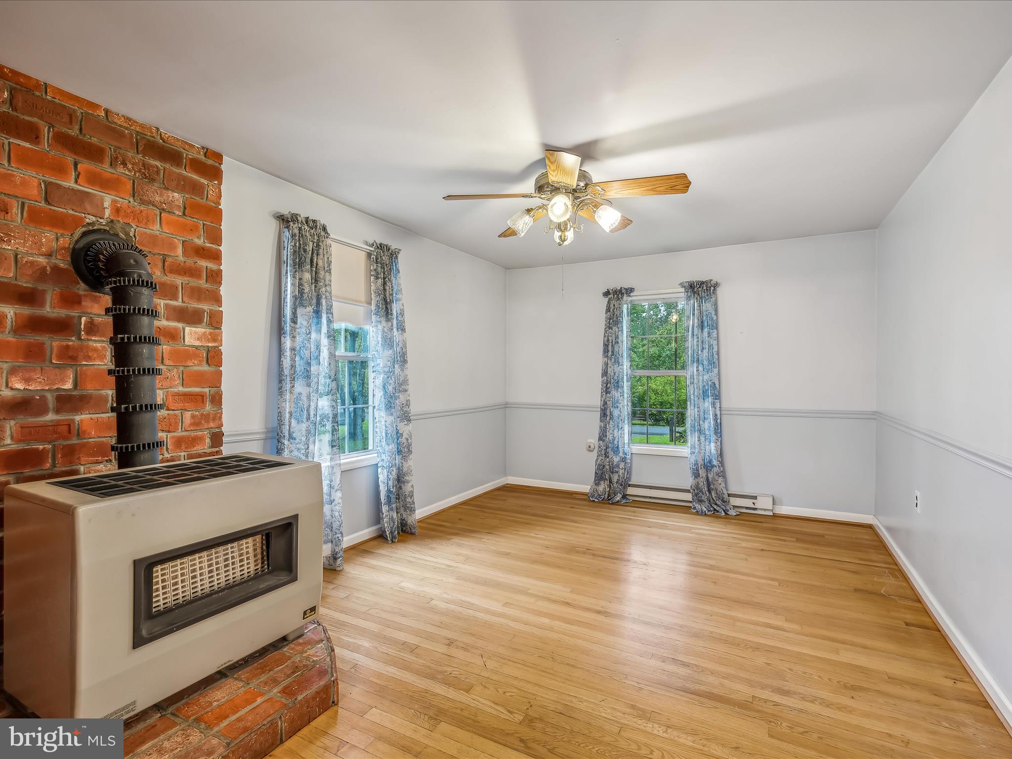 295 Rustic Tavern Rd