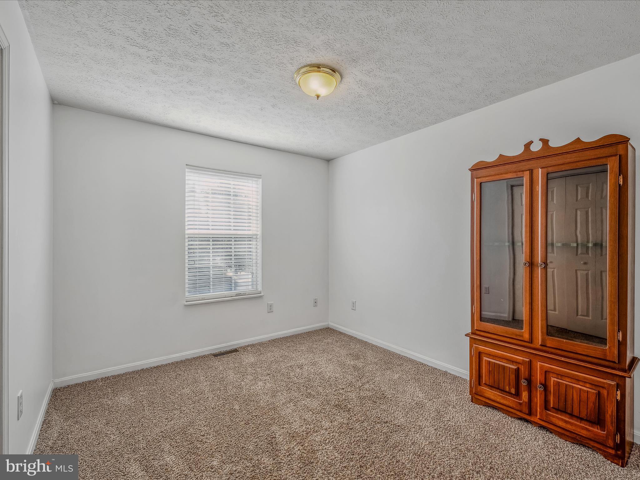 102 Artisan Way