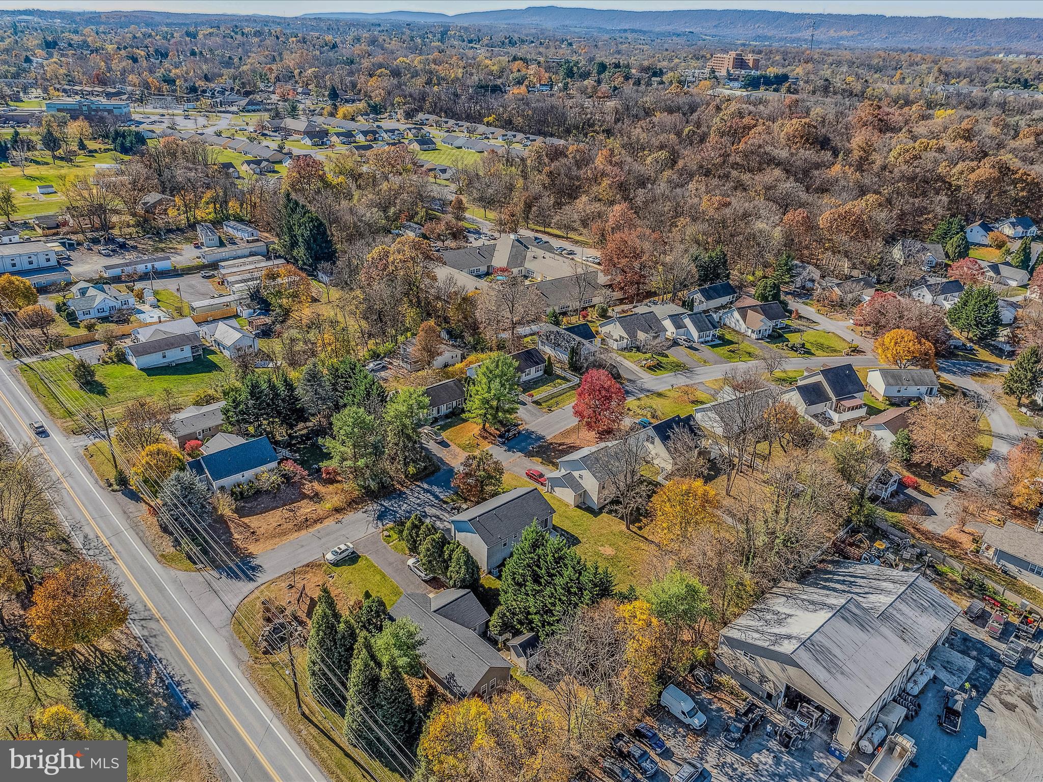 102 Artisan Way